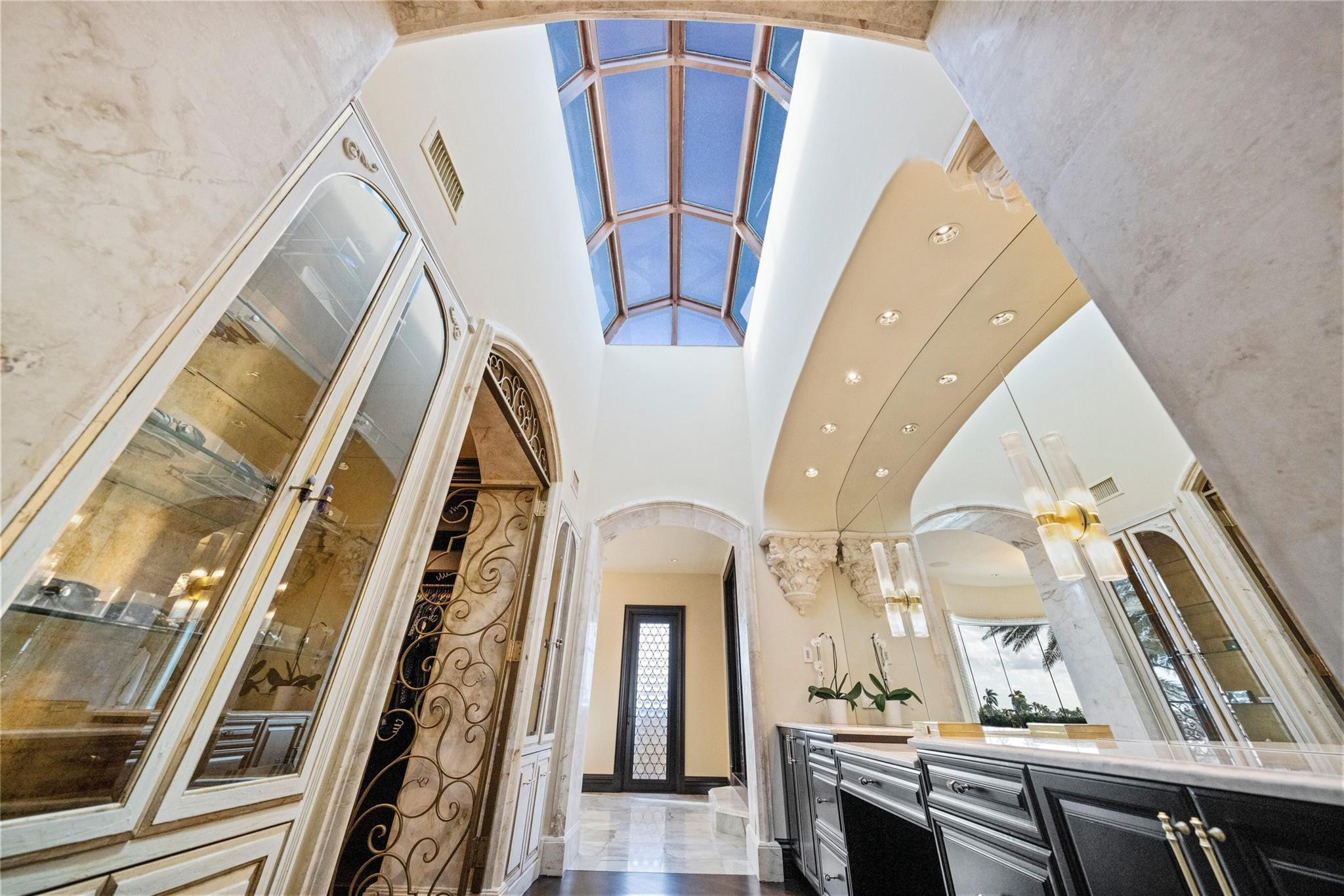 1 Isla Bahia Fort Lauderdale, FL 33316