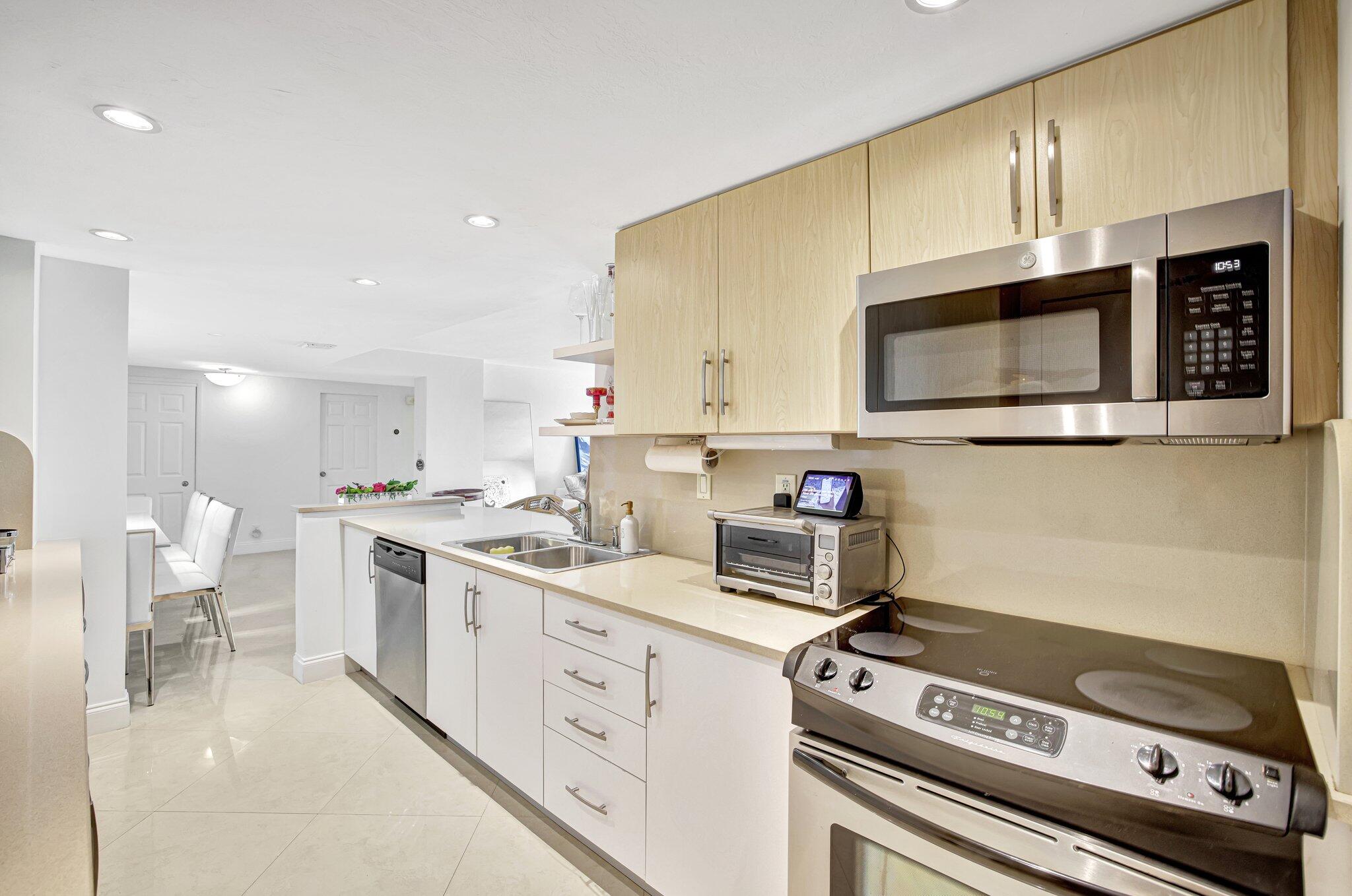 2100 S Ocean #7-cd Fort Lauderdale, FL 33316