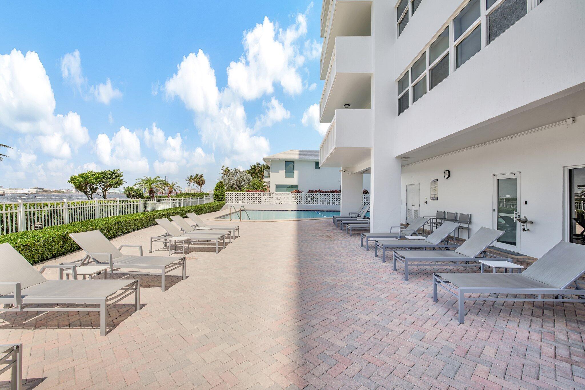 2100 S Ocean #7-cd Fort Lauderdale, FL 33316