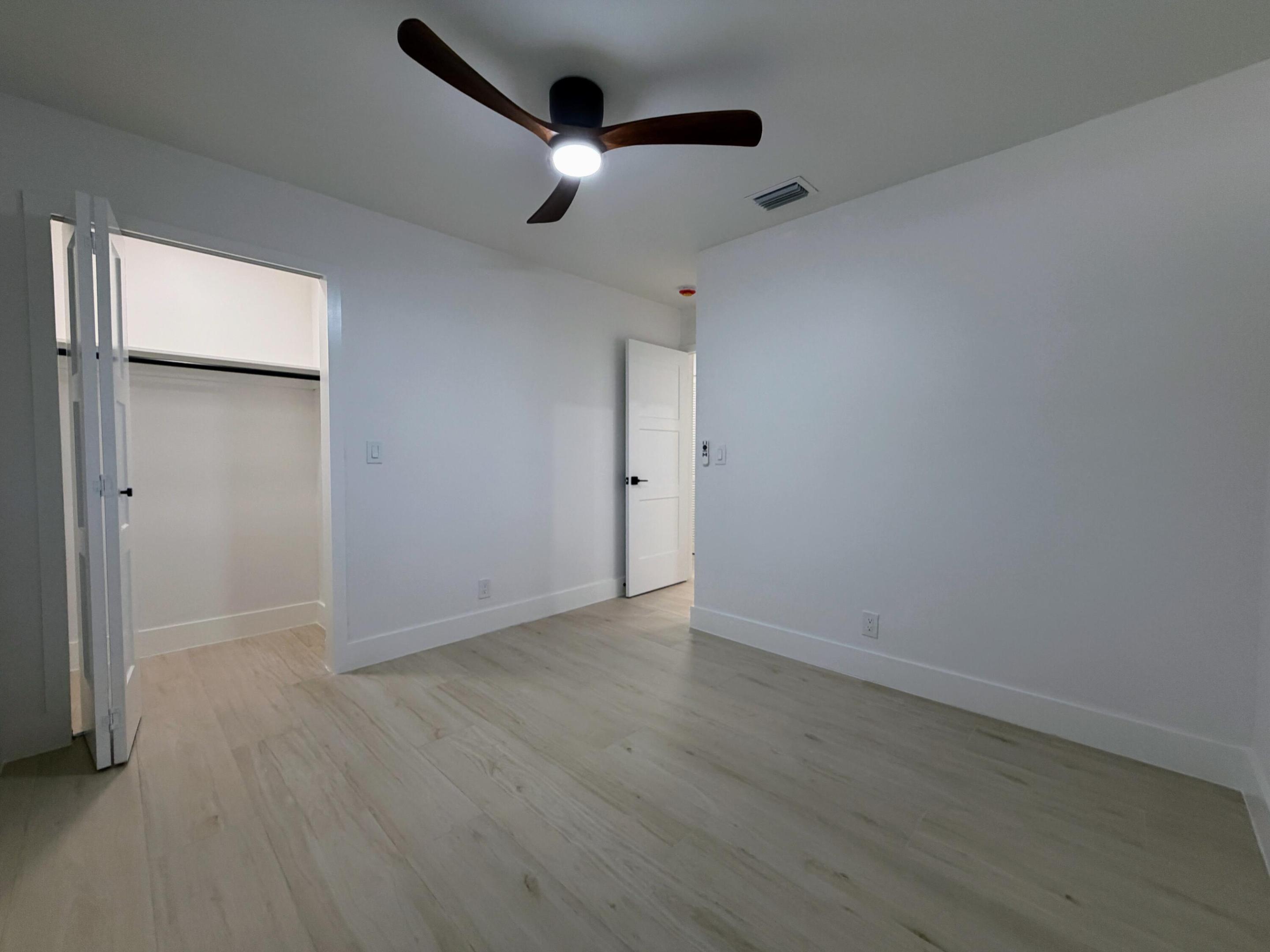 575 NE 7th #4b Fort Lauderdale, FL 33301