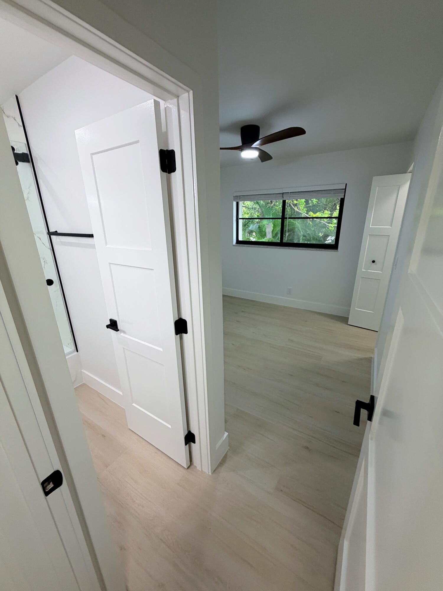 575 NE 7th #4b Fort Lauderdale, FL 33301