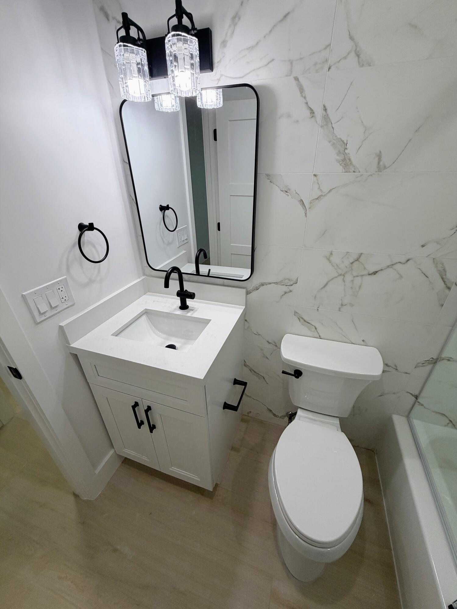 575 NE 7th #4b Fort Lauderdale, FL 33301