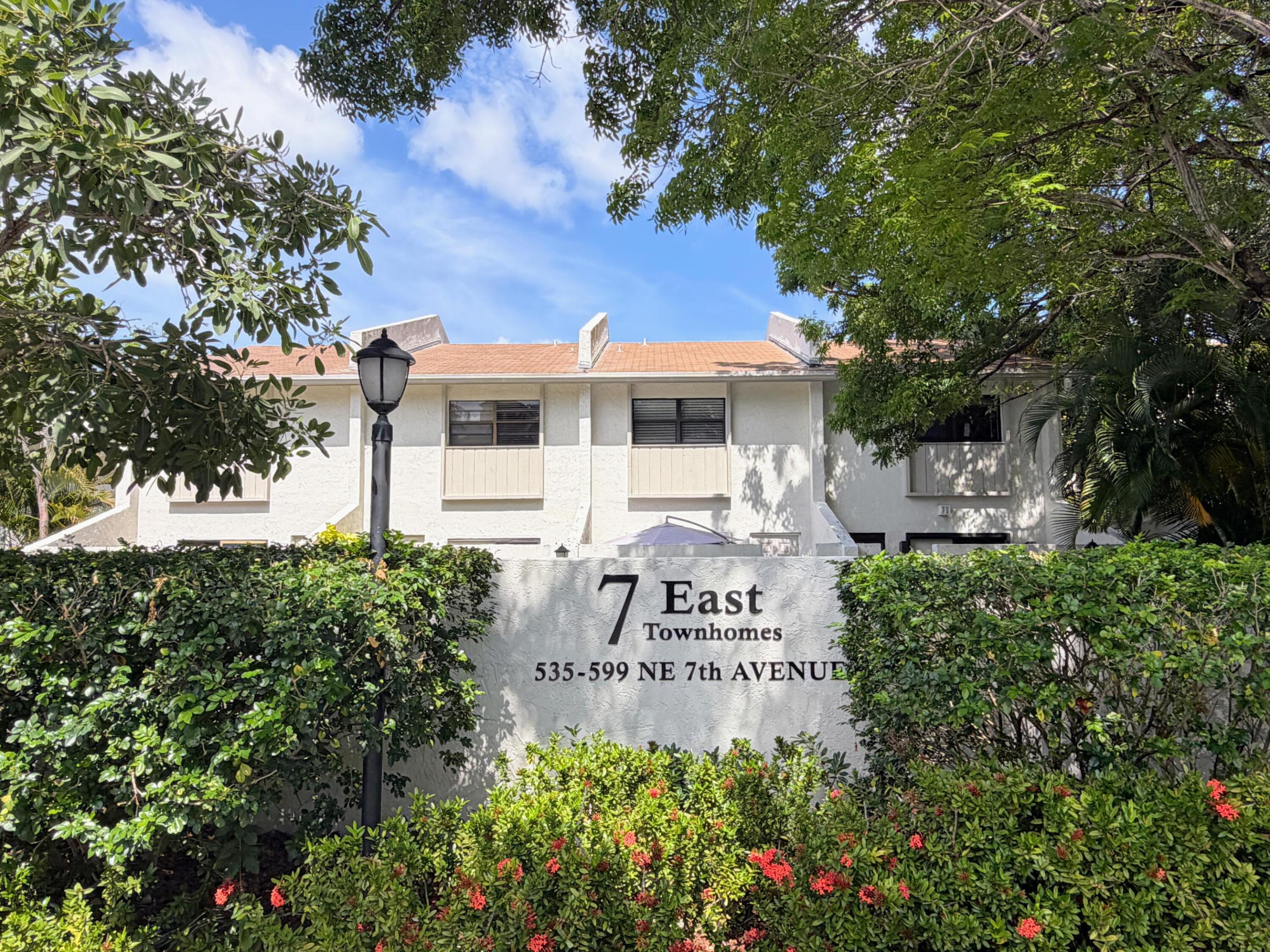575 NE 7th #4b Fort Lauderdale, FL 33301