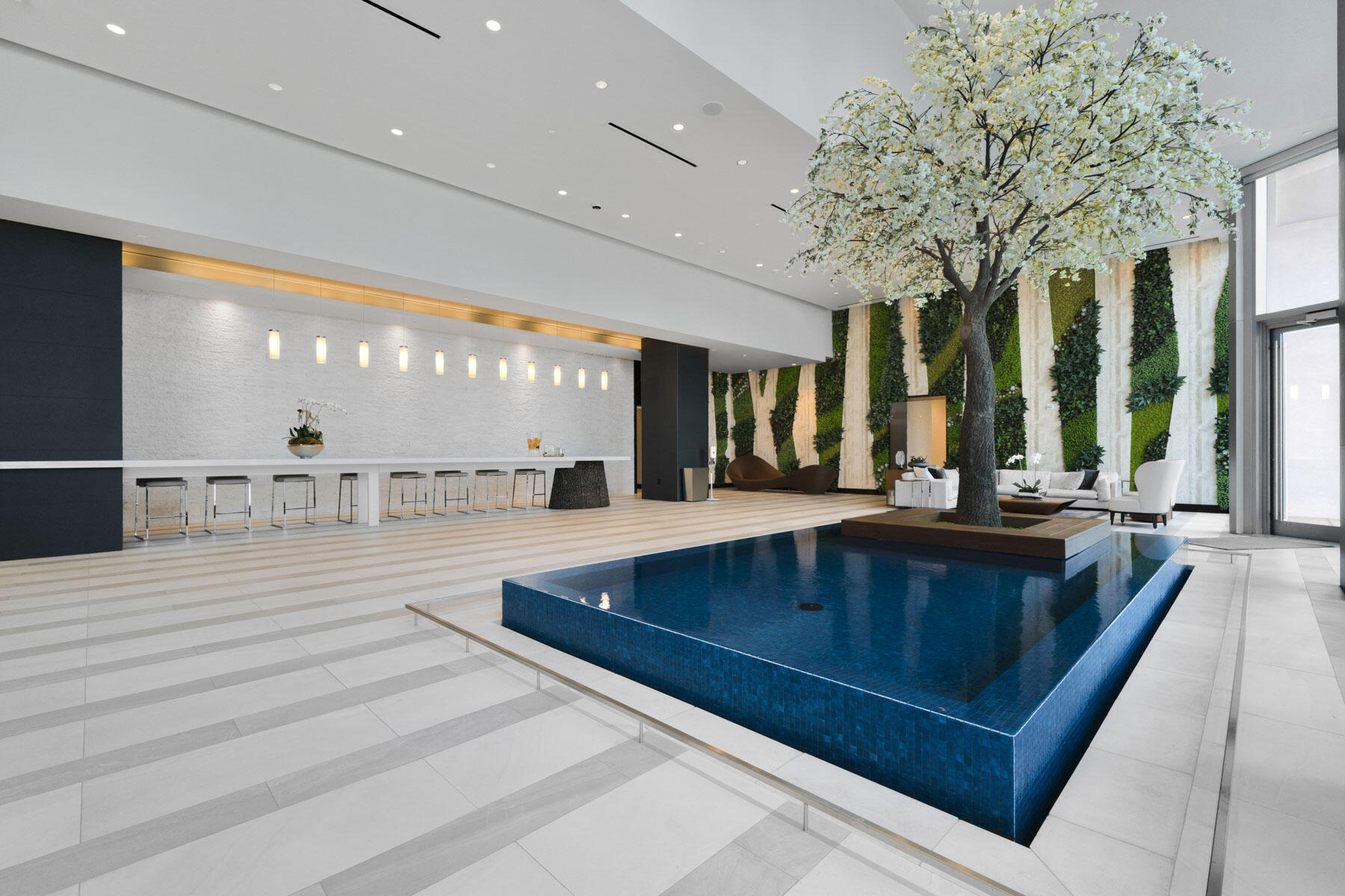 851 NE 1st #2410 Miami, FL 33132