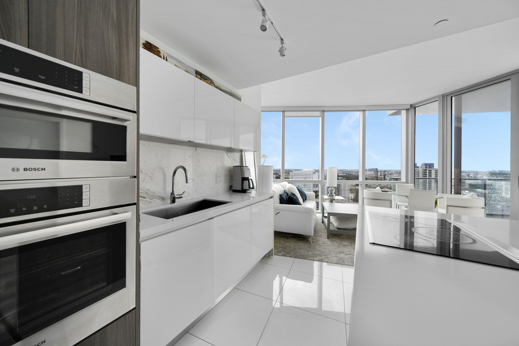 851 NE 1st #2410 Miami, FL 33132