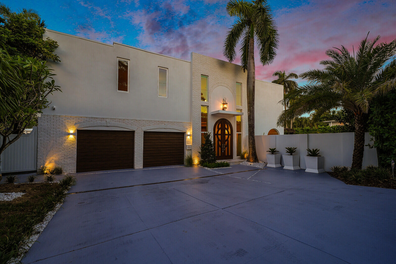1020 SE 9th Ave Fort Lauderdale, FL 33316