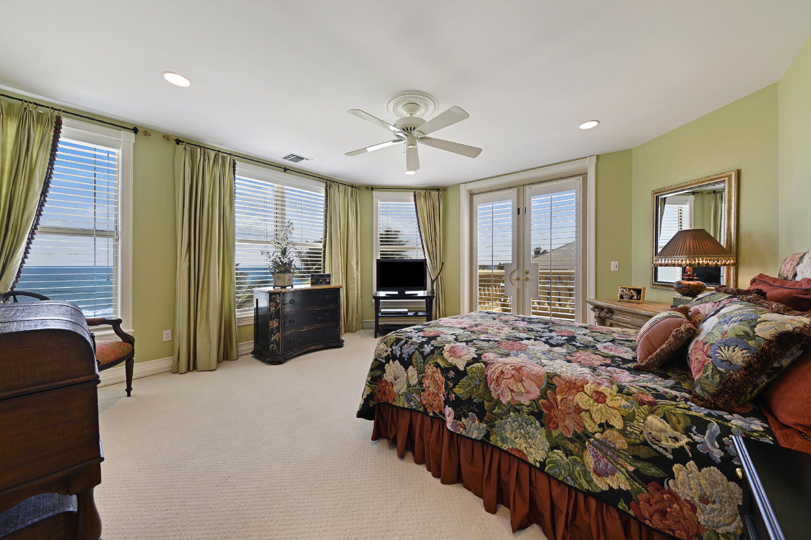 4715 S Ocean Blvd Highland Beach, FL 33487
