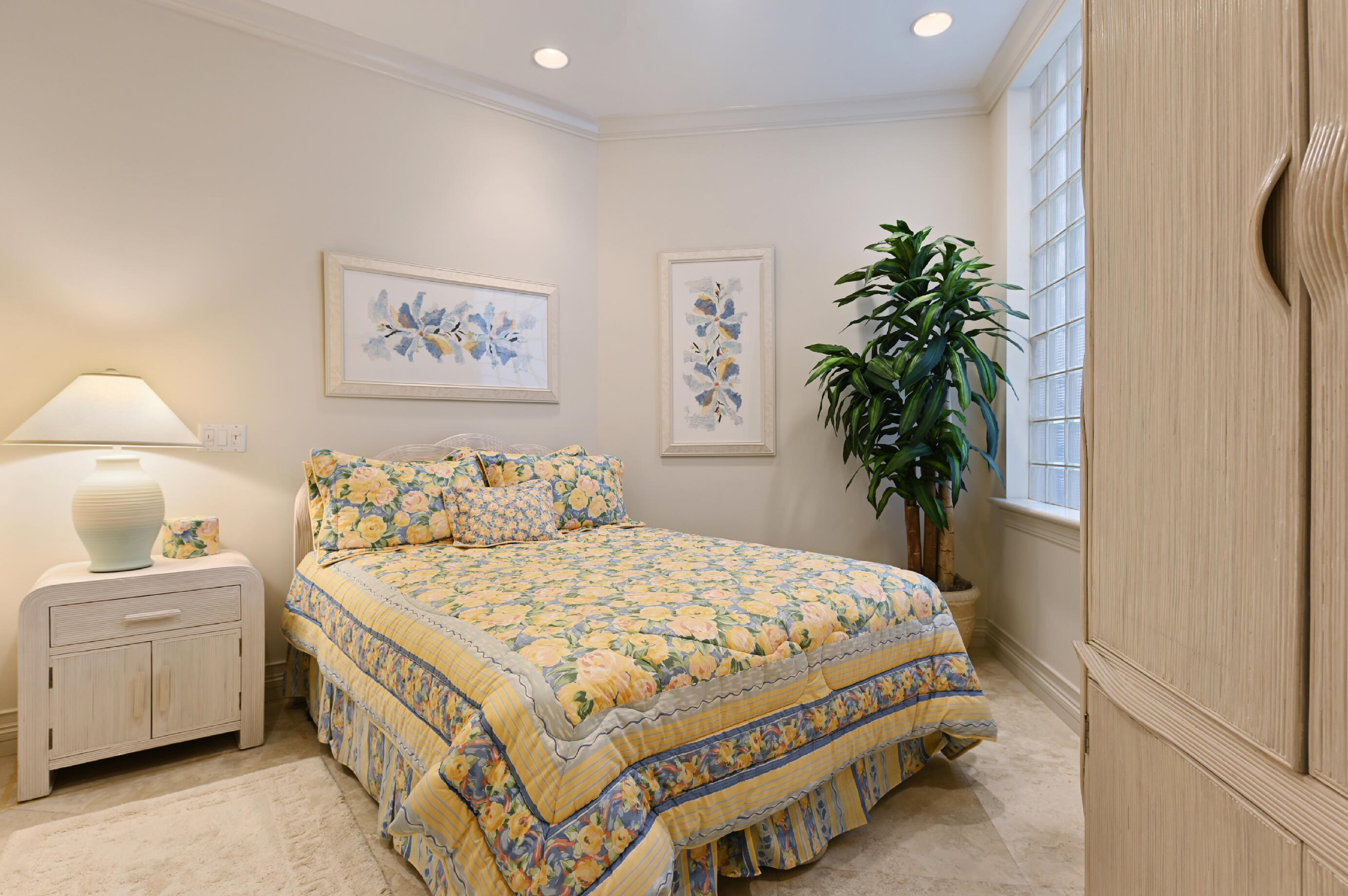4715 S Ocean Blvd Highland Beach, FL 33487