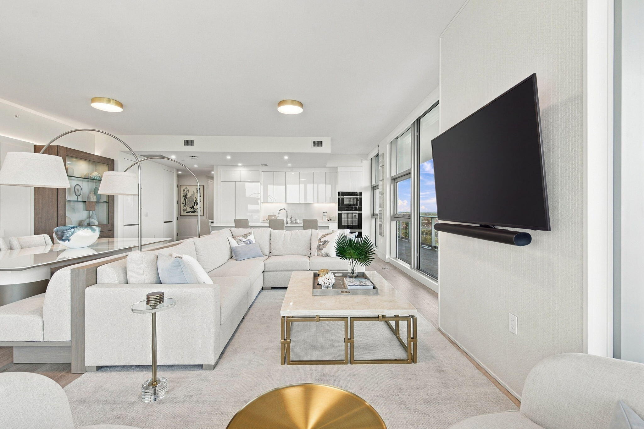 220 Lake Shr Dr #1423 West Palm Beach, FL 33403
