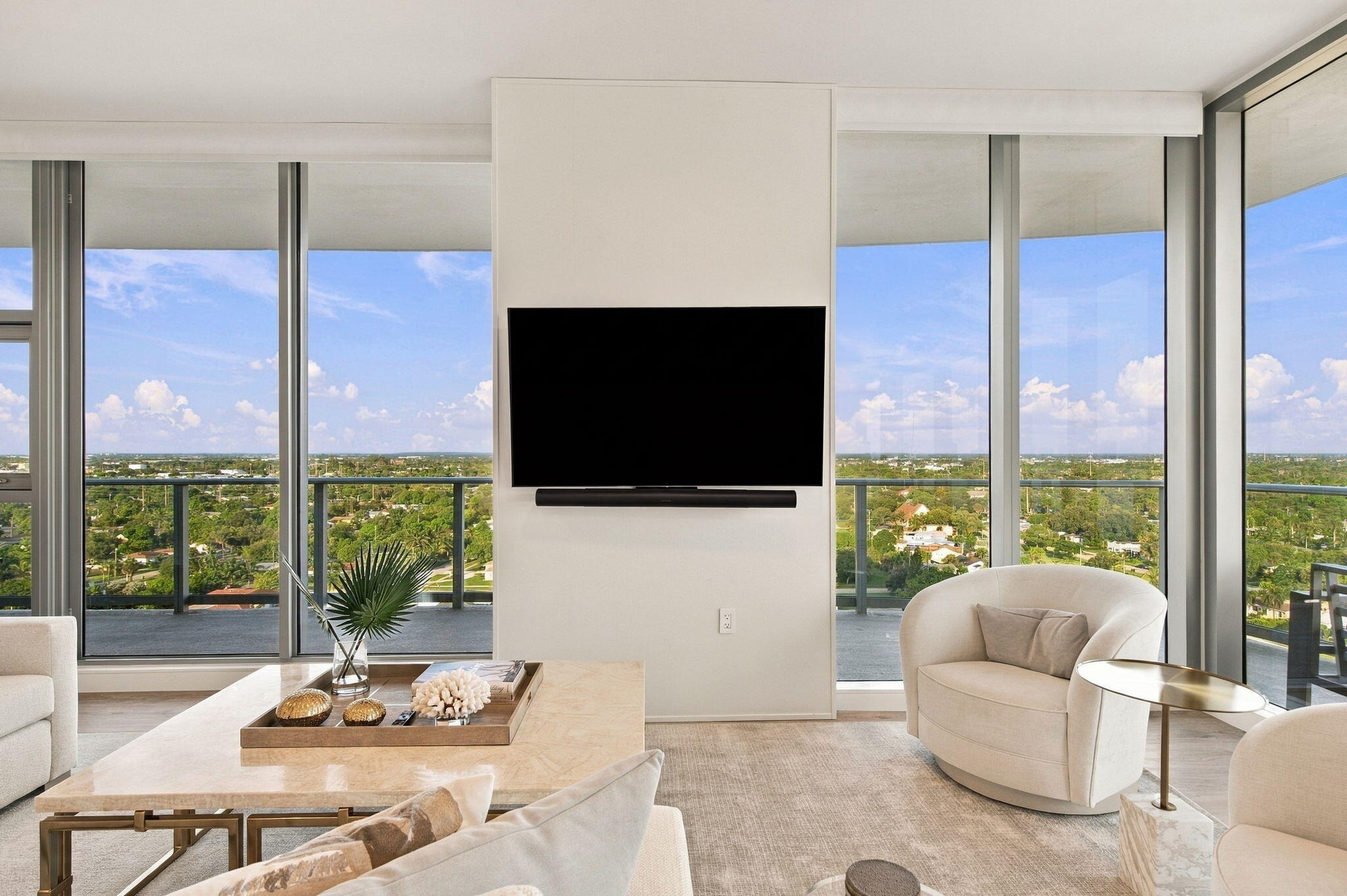 220 Lake Shr Dr #1423 West Palm Beach, FL 33403
