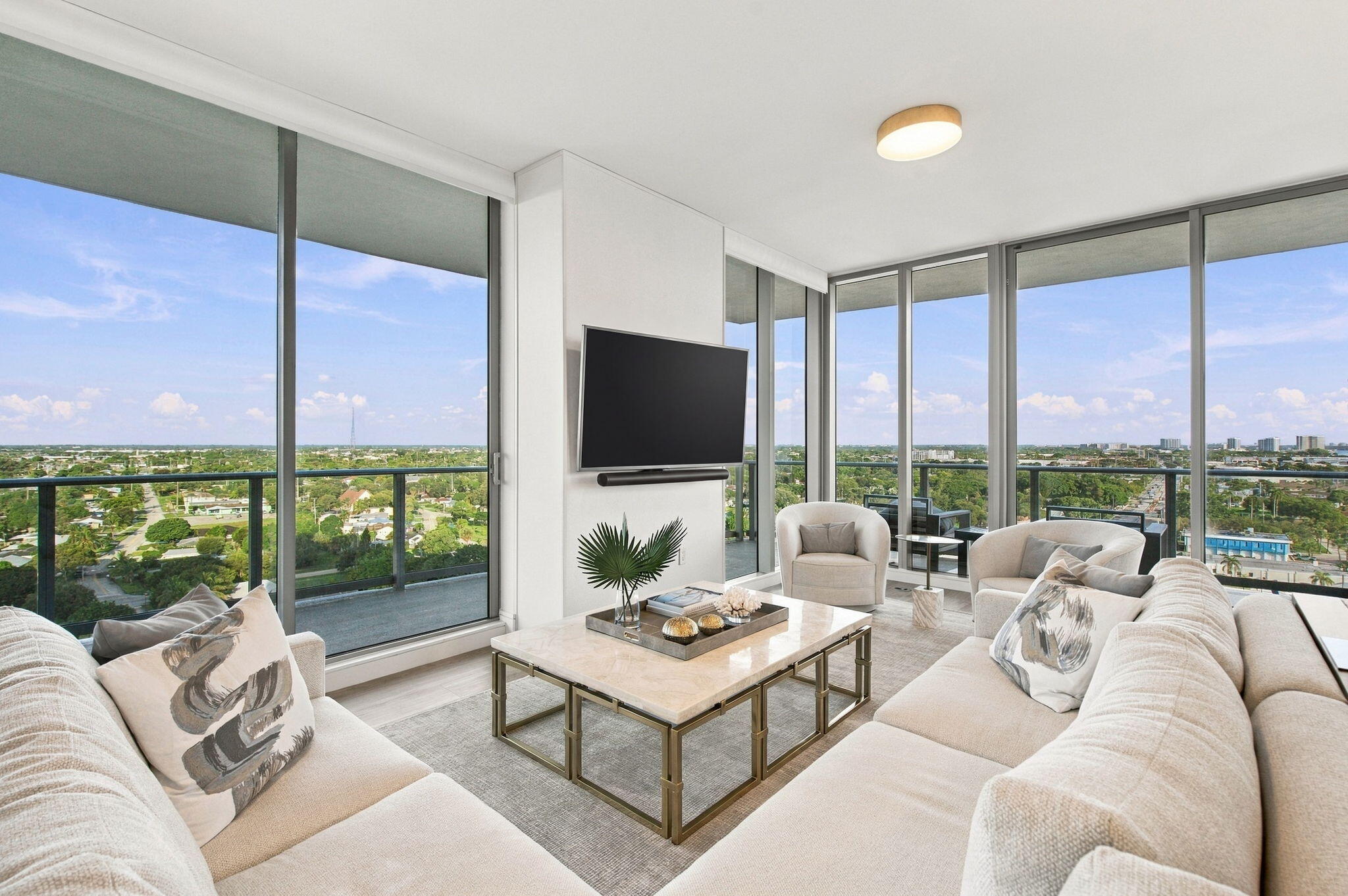 220 Lake Shr Dr #1423 West Palm Beach, FL 33403