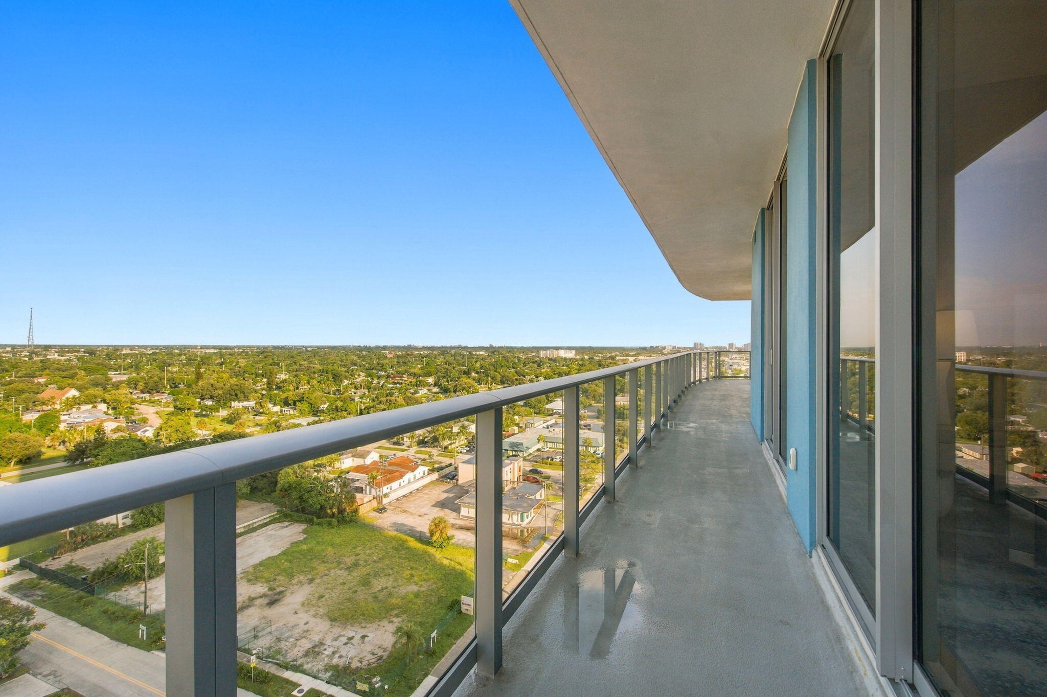 220 Lake Shr Dr #1423 West Palm Beach, FL 33403