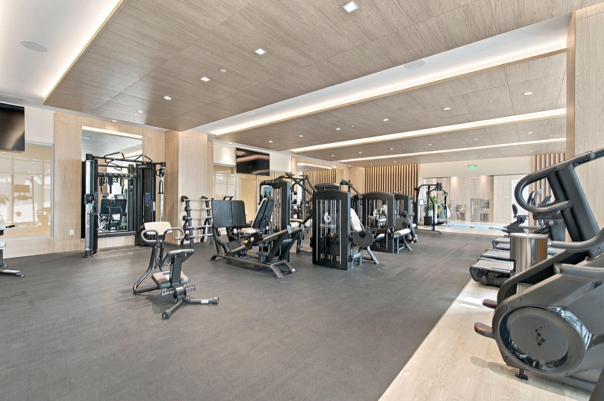 220 Lake Shr Dr #1423 West Palm Beach, FL 33403