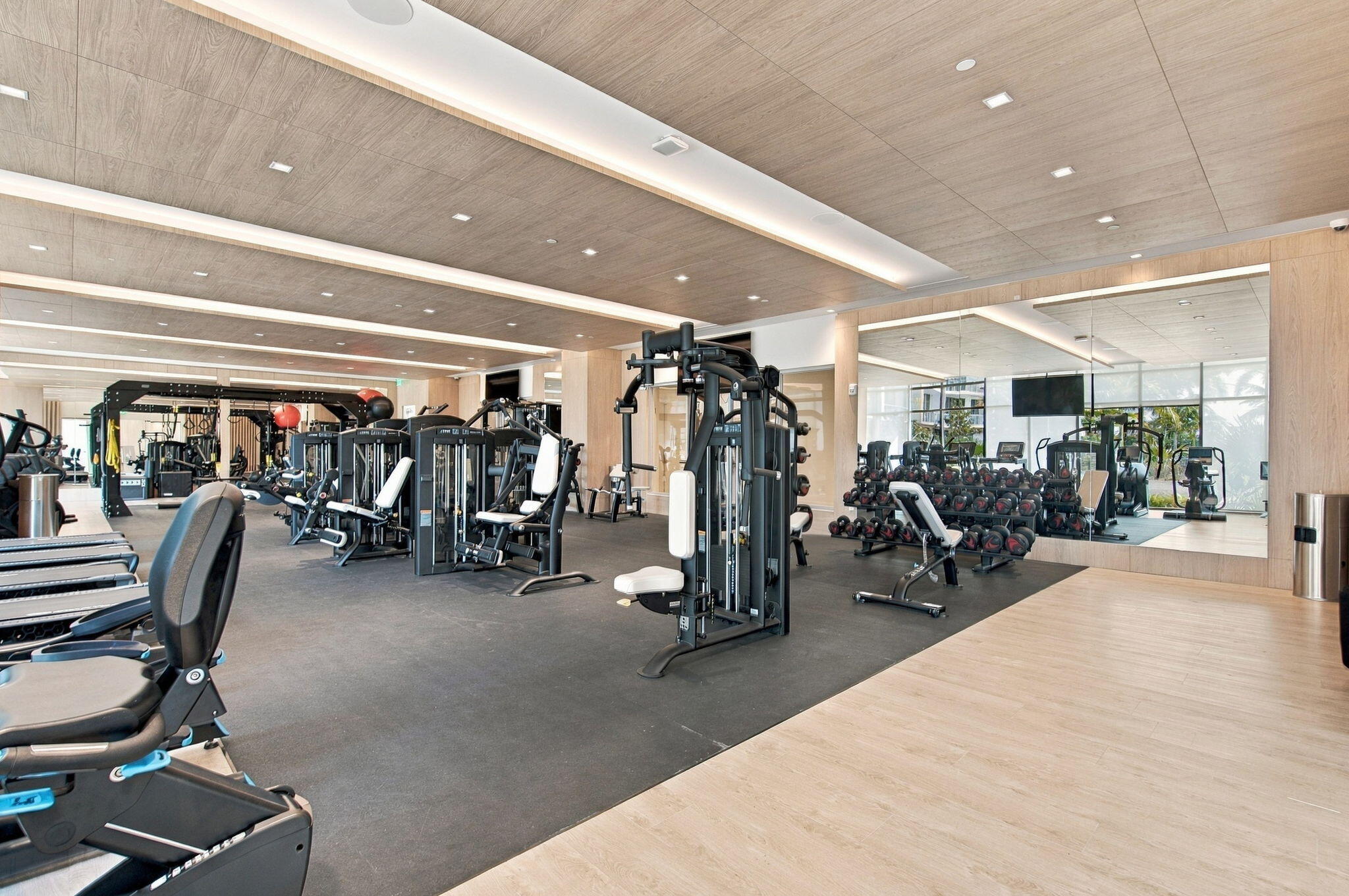 220 Lake Shr Dr #1423 West Palm Beach, FL 33403