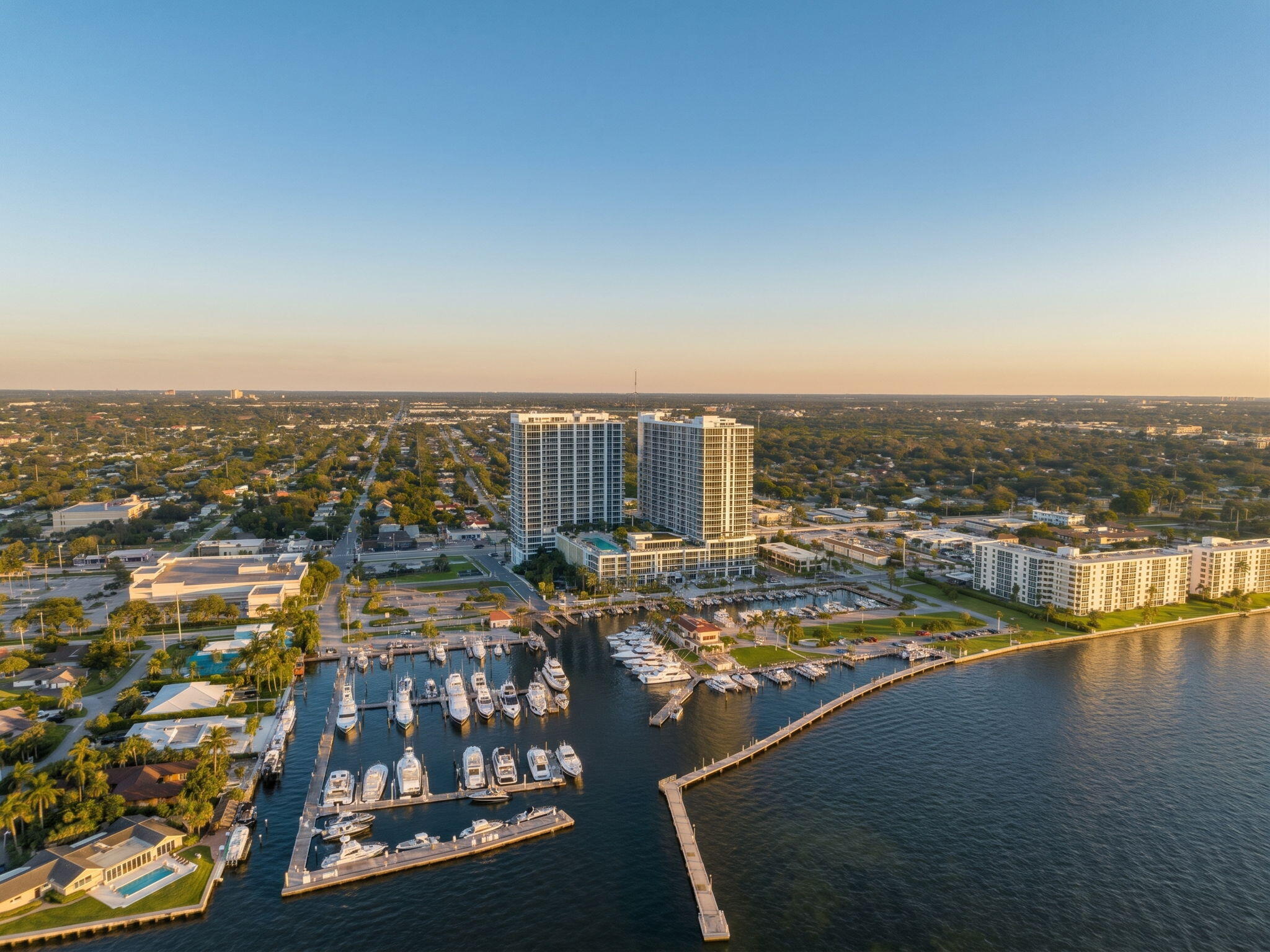 220 Lake Shr Dr #1423 West Palm Beach, FL 33403