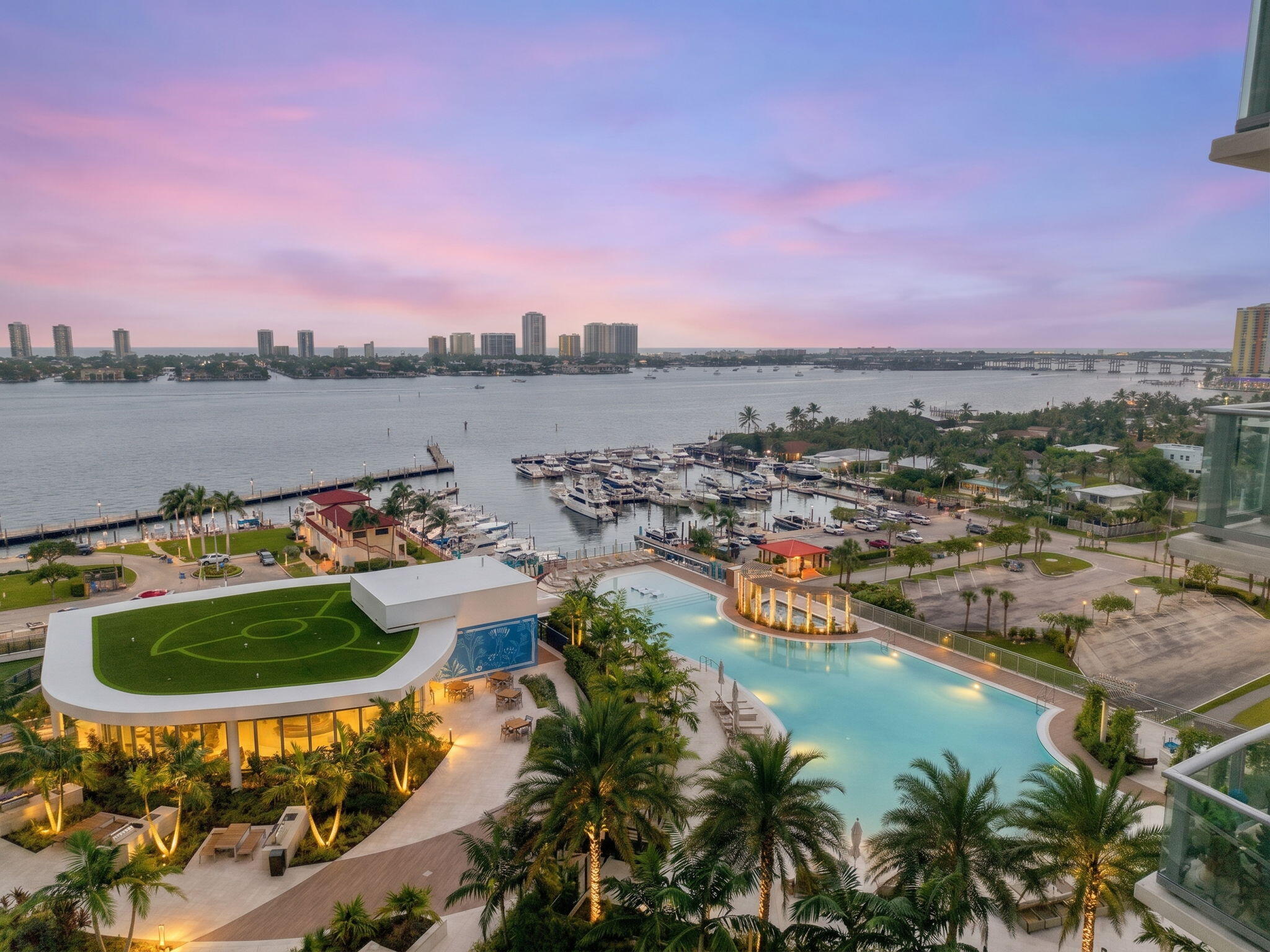 220 Lake Shr Dr #1423 West Palm Beach, FL 33403
