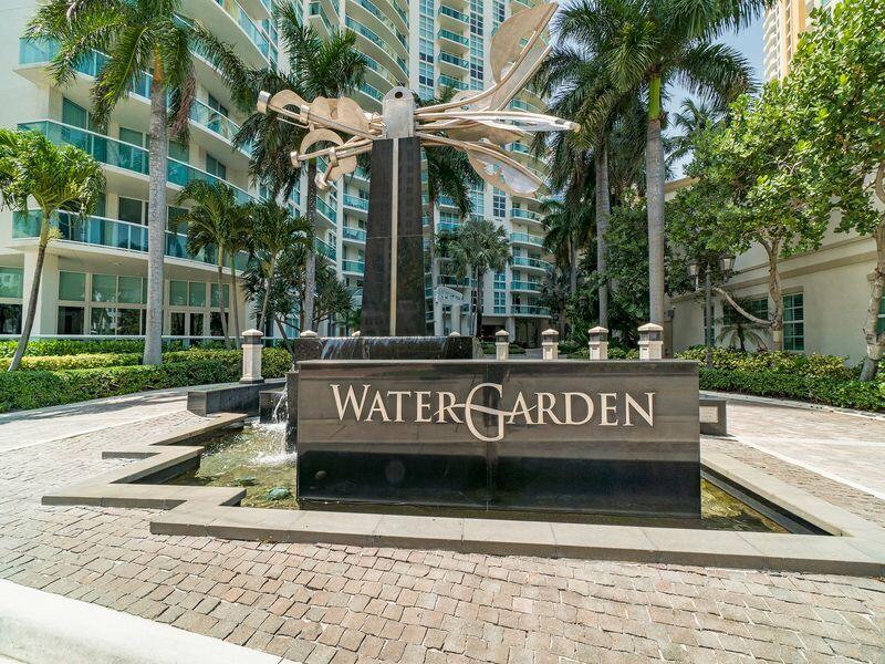 347 N New Riv Dr #2109