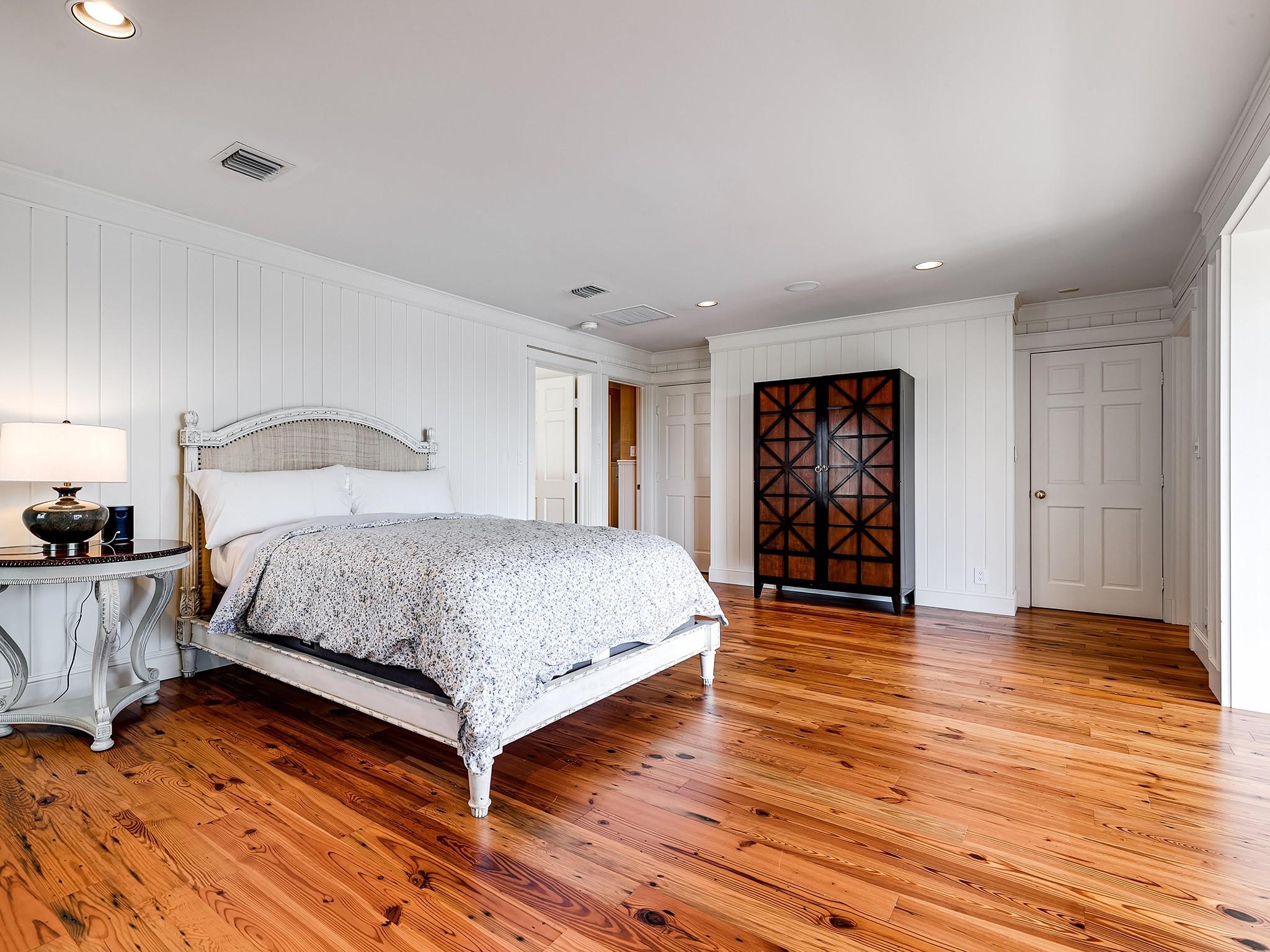 1833 SE 7th St Fort Lauderdale, FL 33316 1833 SE 7th St Fort Lauderdale, FL 33316