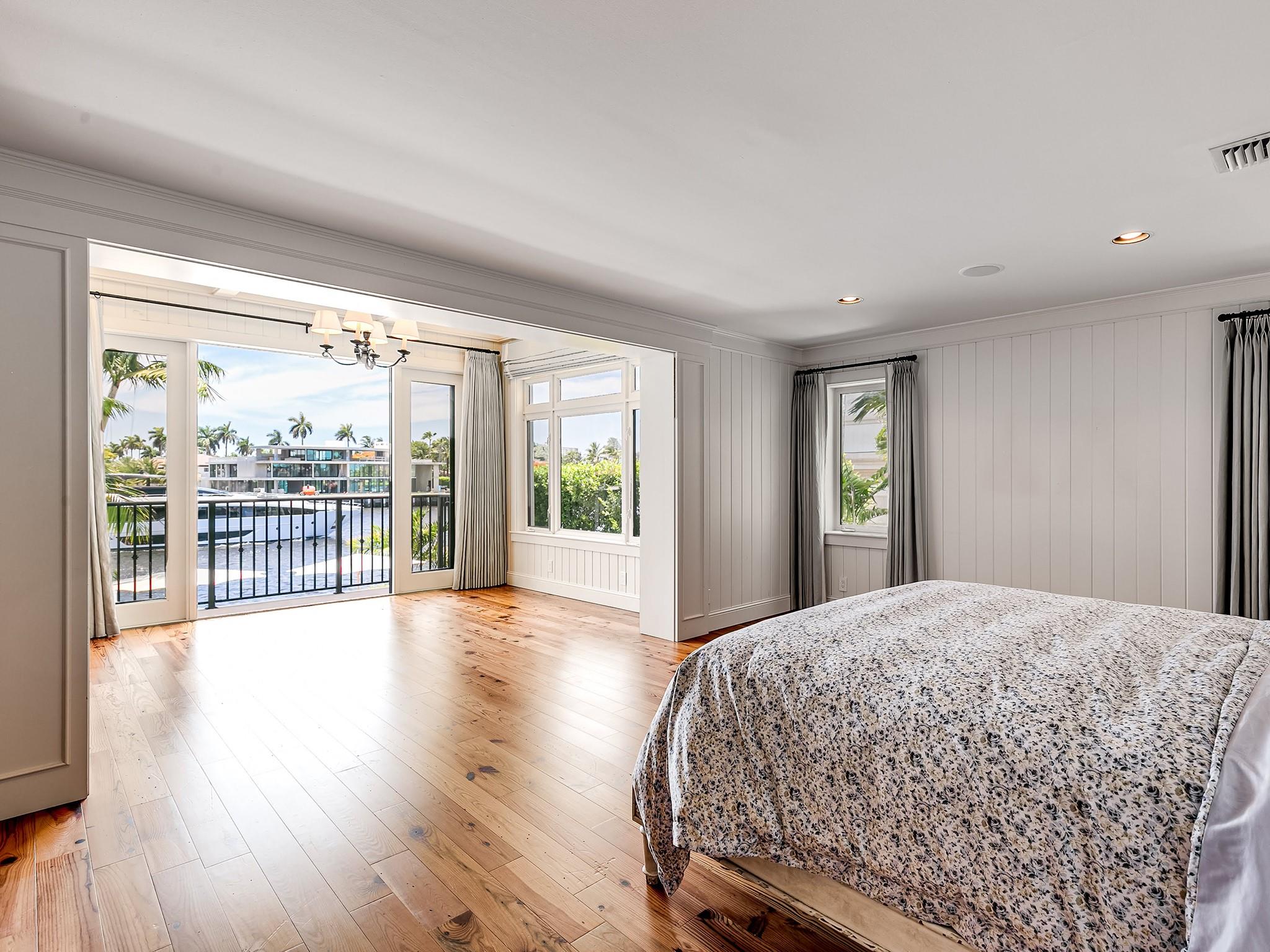 1833 SE 7th St Fort Lauderdale, FL 33316 1833 SE 7th St Fort Lauderdale, FL 33316