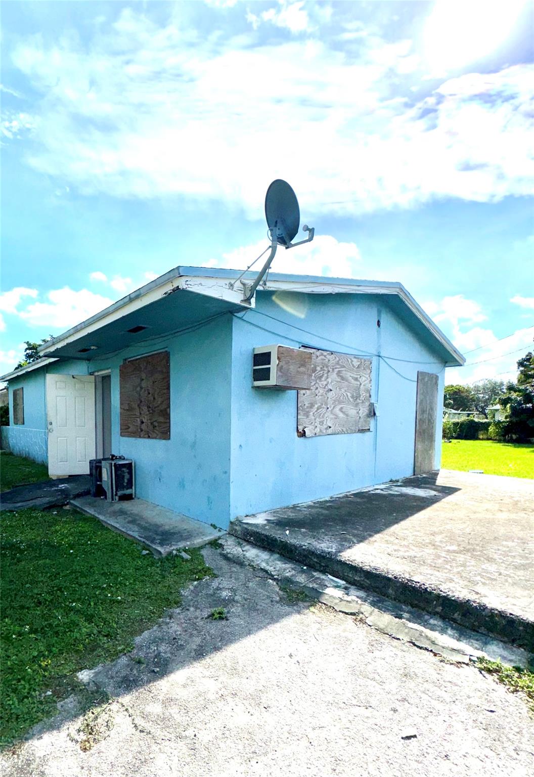 10880 SW 222nd Dr,Miami, FL 33170