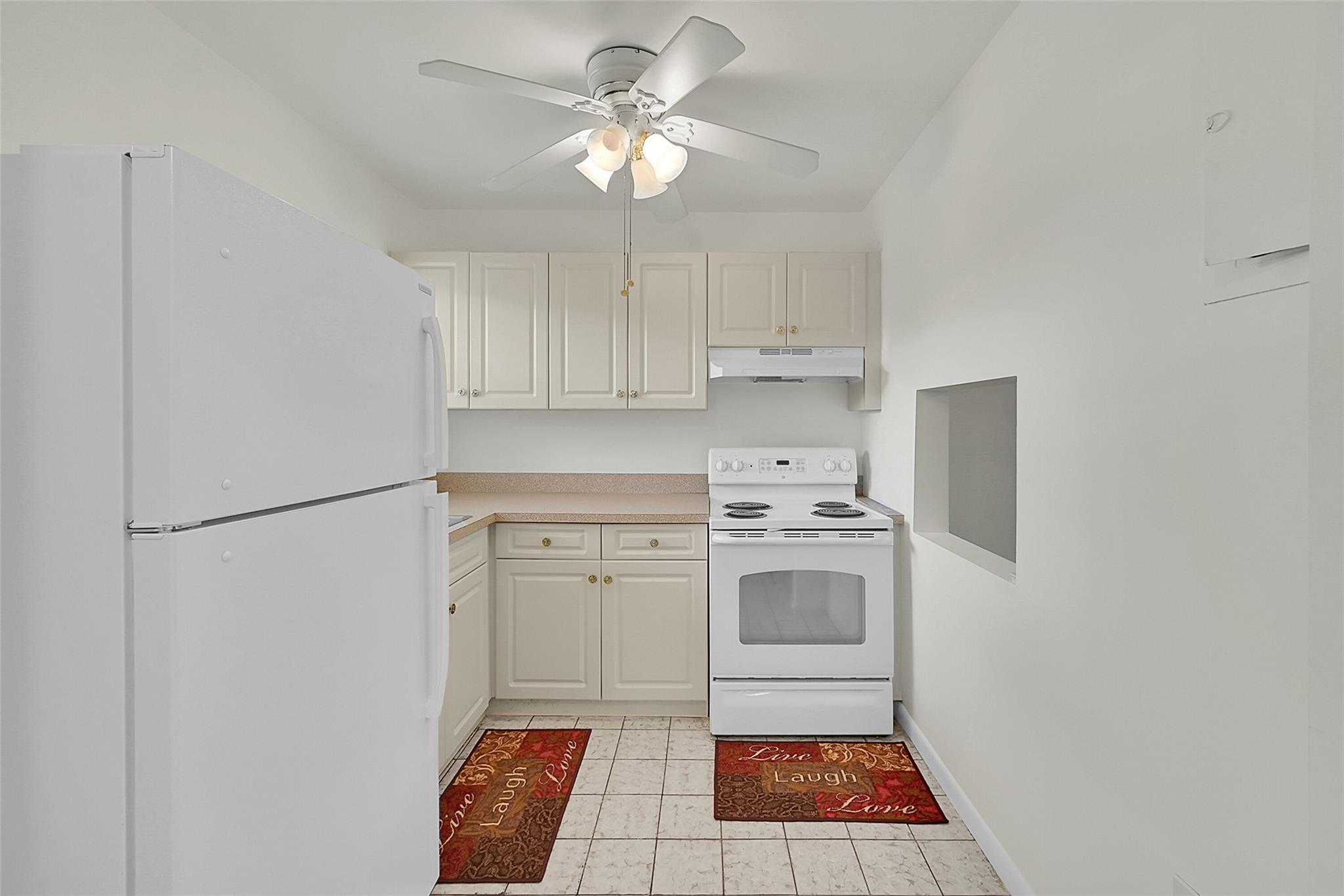2800 N Pine Is Rd #308