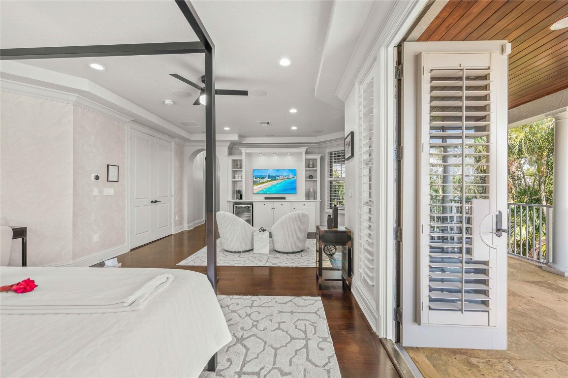 1958 SE 21st Fort Lauderdale, FL 33316