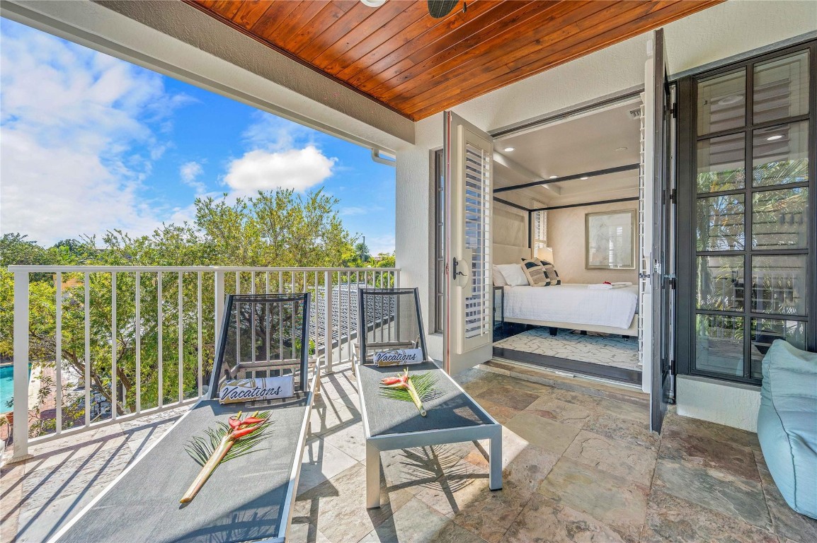 1958 SE 21st Fort Lauderdale, FL 33316