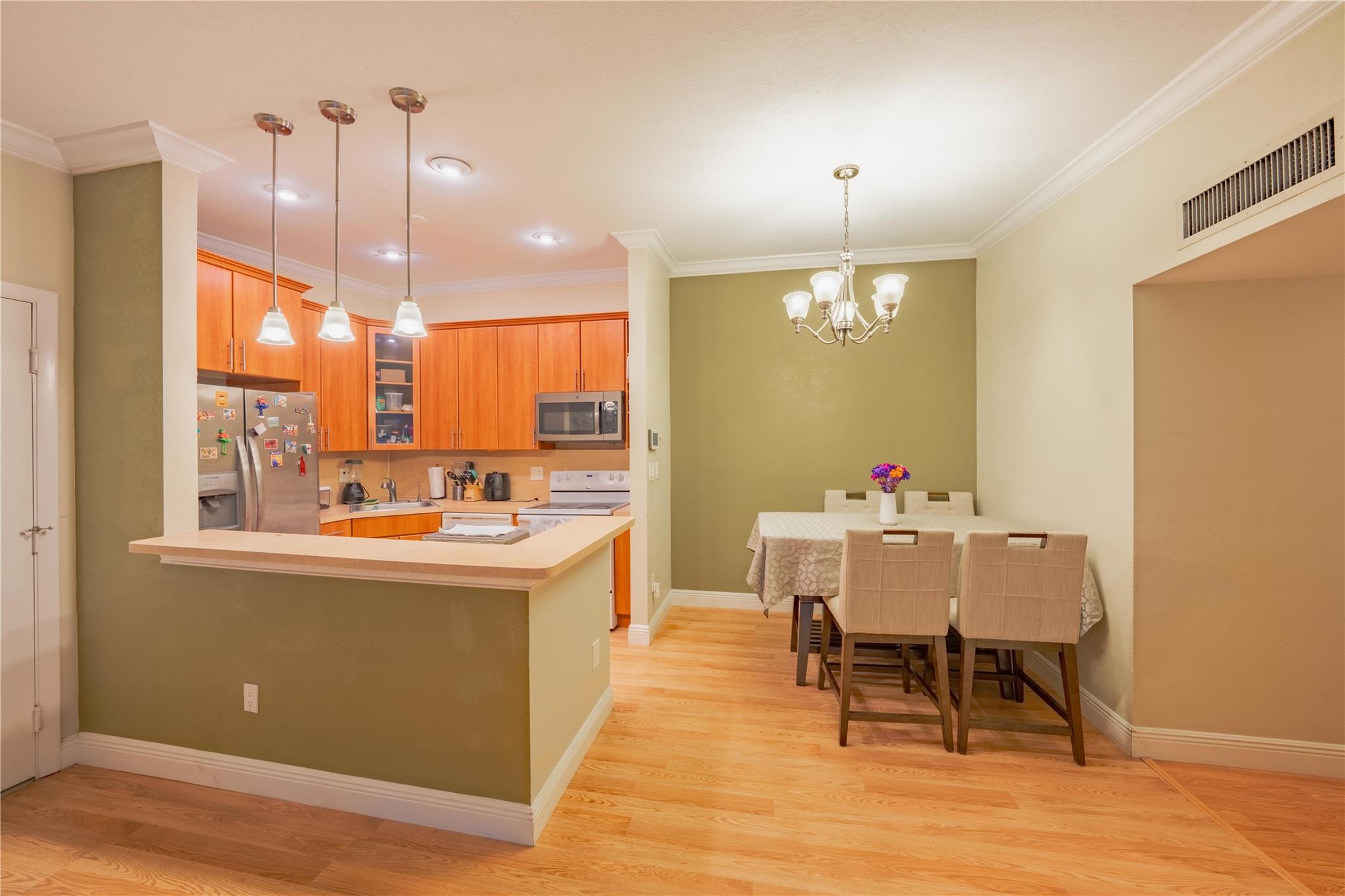 9614 W Mcnab Rd - Sale #204