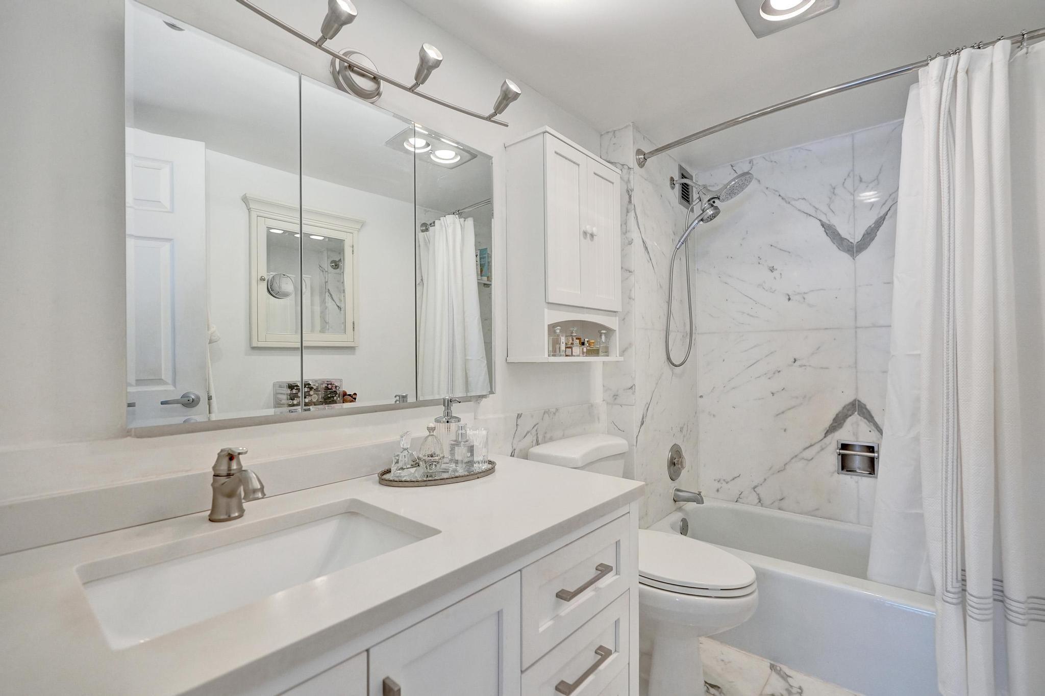 111 N Pompano Bch Blvd #905 Pompano Beach, FL 33062