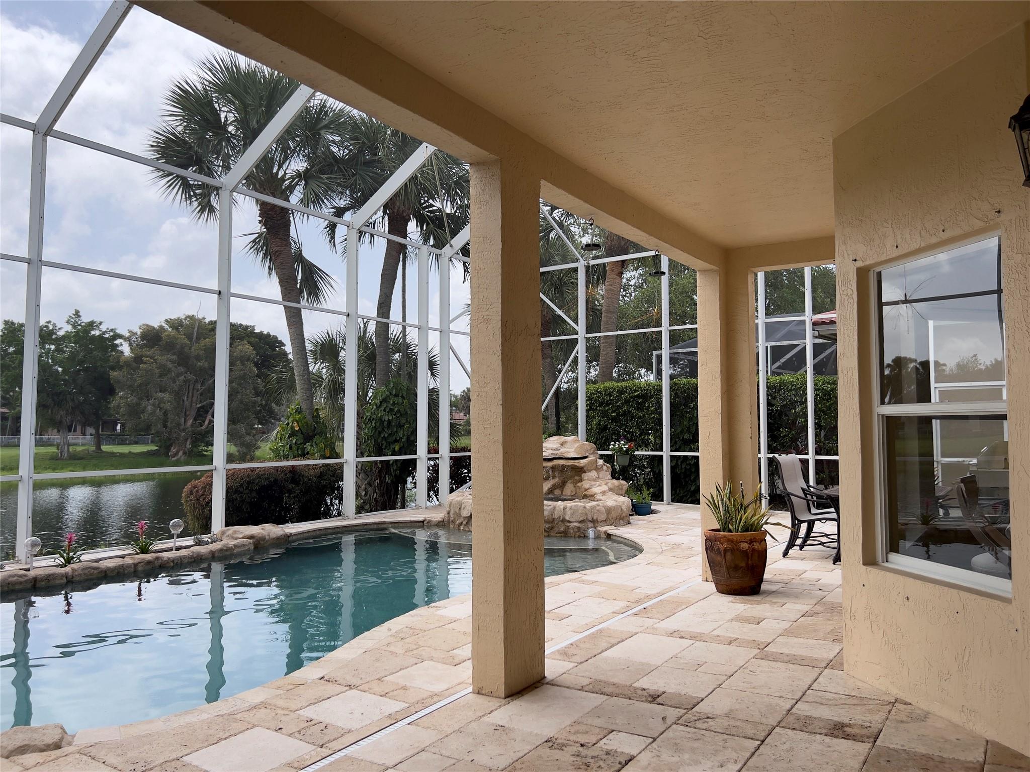 1423 SW 158th Ave Pembroke Pines, FL 33027