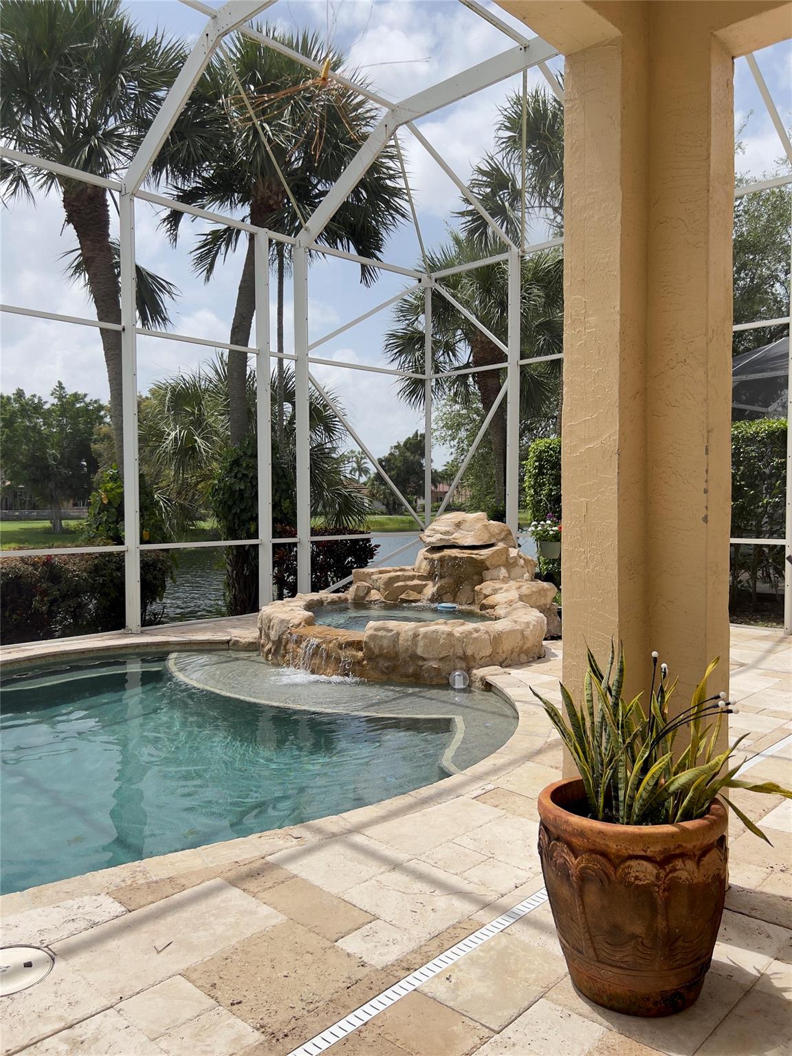 1423 SW 158th Ave Pembroke Pines, FL 33027