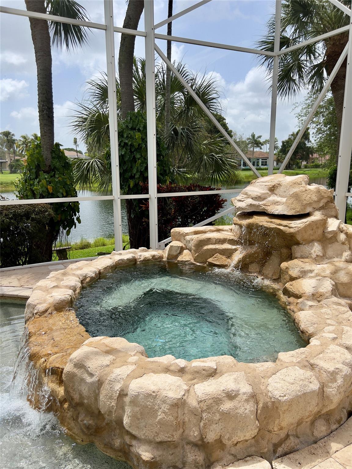 1423 SW 158th Ave Pembroke Pines, FL 33027