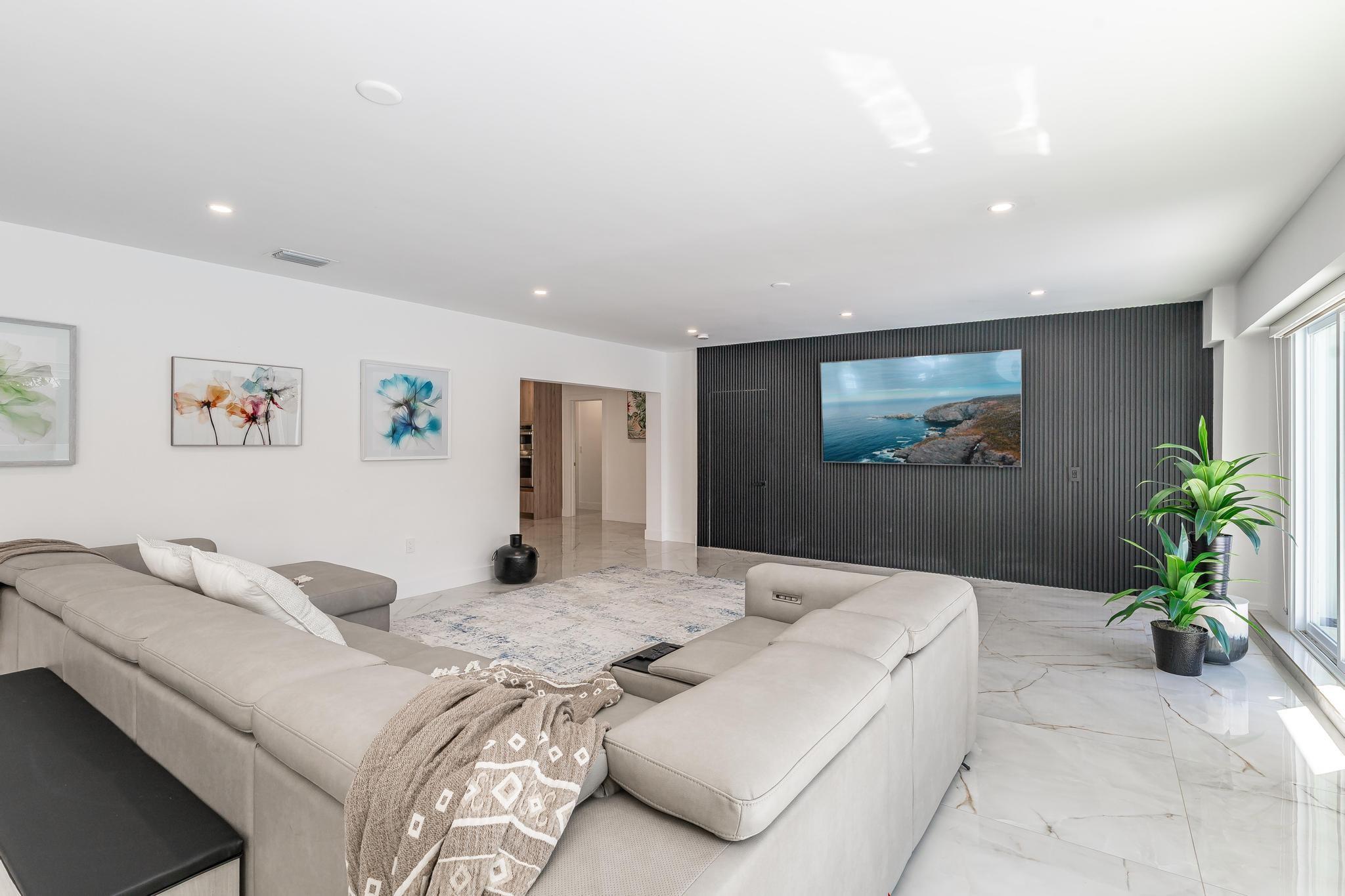 15201 SW 74th Pl Palmetto Bay, FL 33157