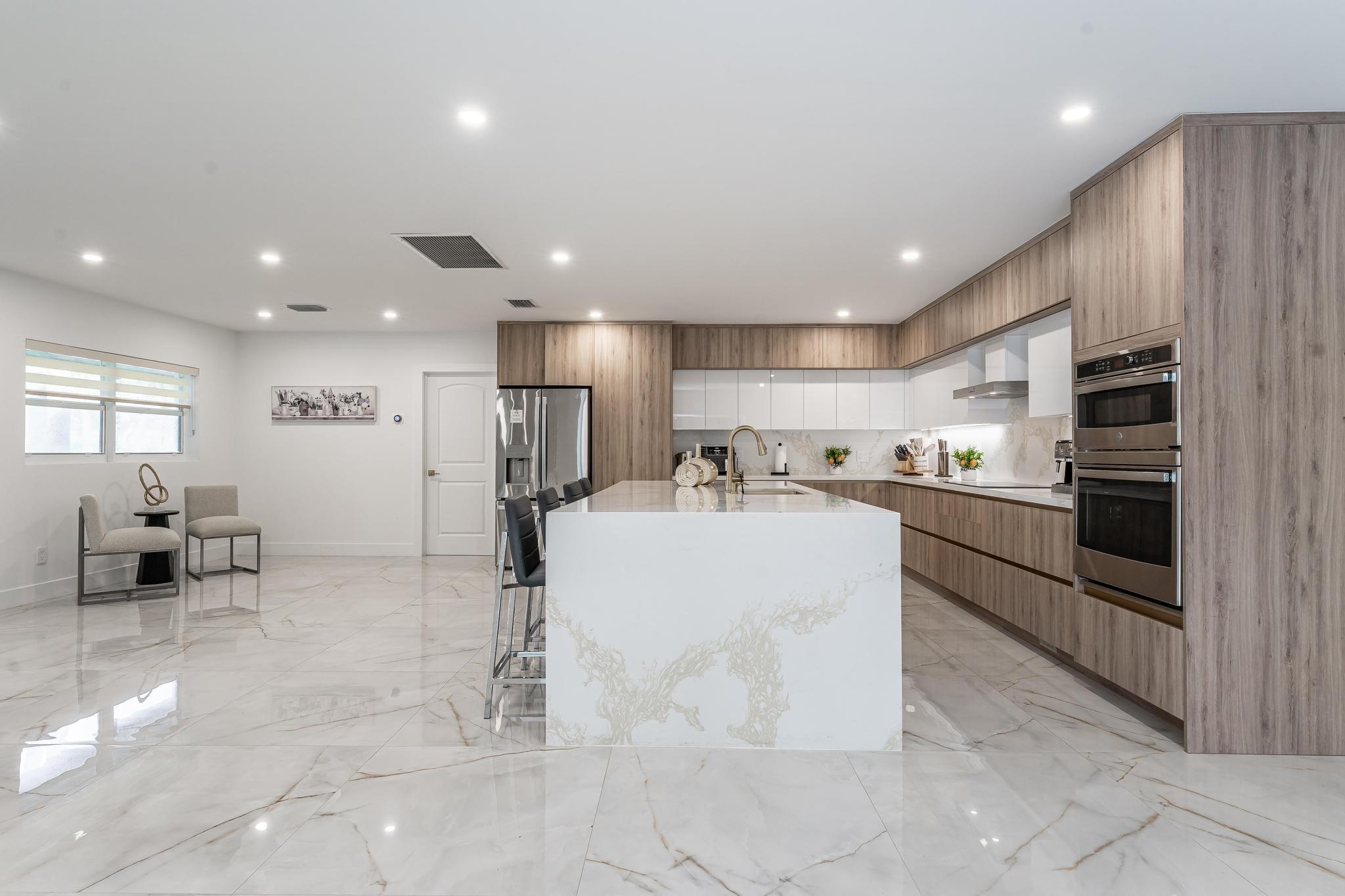 15201 SW 74th Pl Palmetto Bay, FL 33157