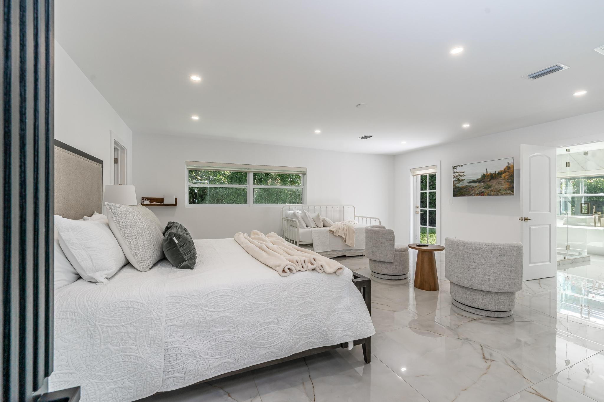 15201 SW 74th Pl Palmetto Bay, FL 33157