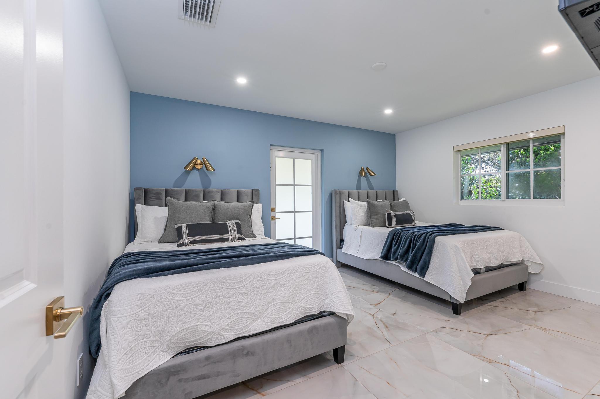 15201 SW 74th Pl Palmetto Bay, FL 33157