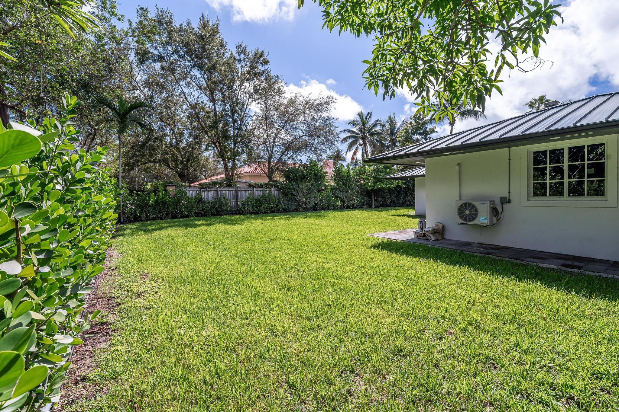 15201 SW 74th Pl Palmetto Bay, FL 33157