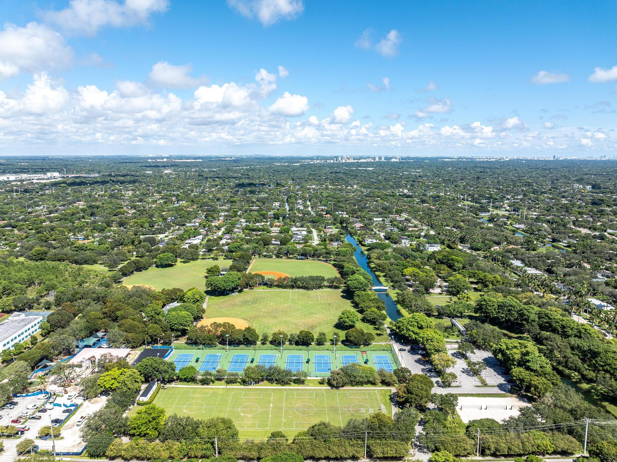 15201 SW 74th Pl Palmetto Bay, FL 33157