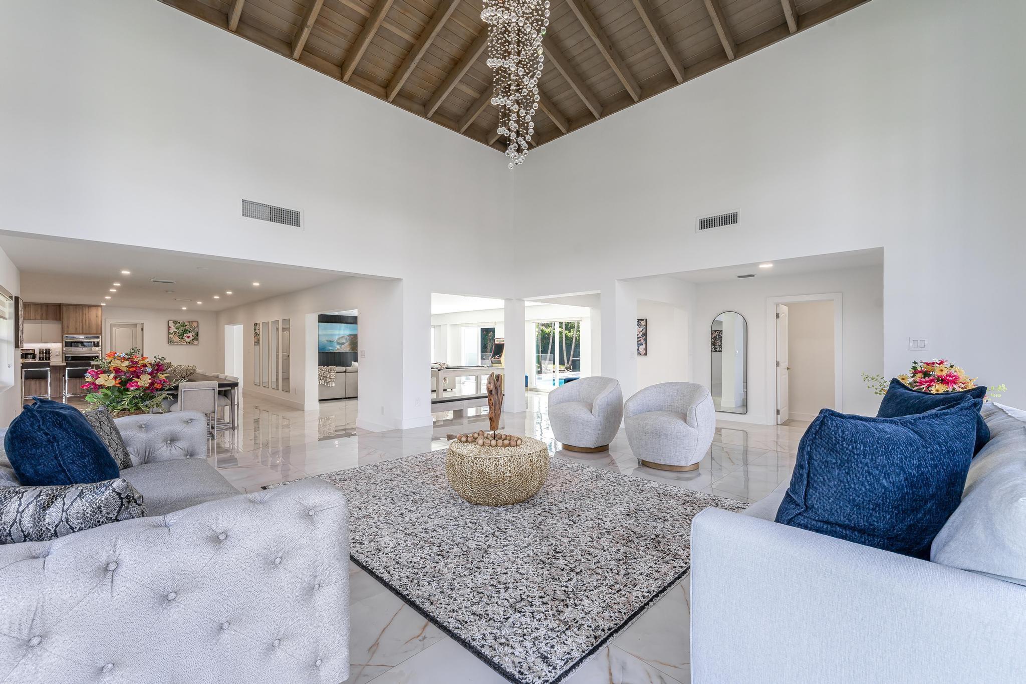 15201 SW 74th Pl Palmetto Bay, FL 33157