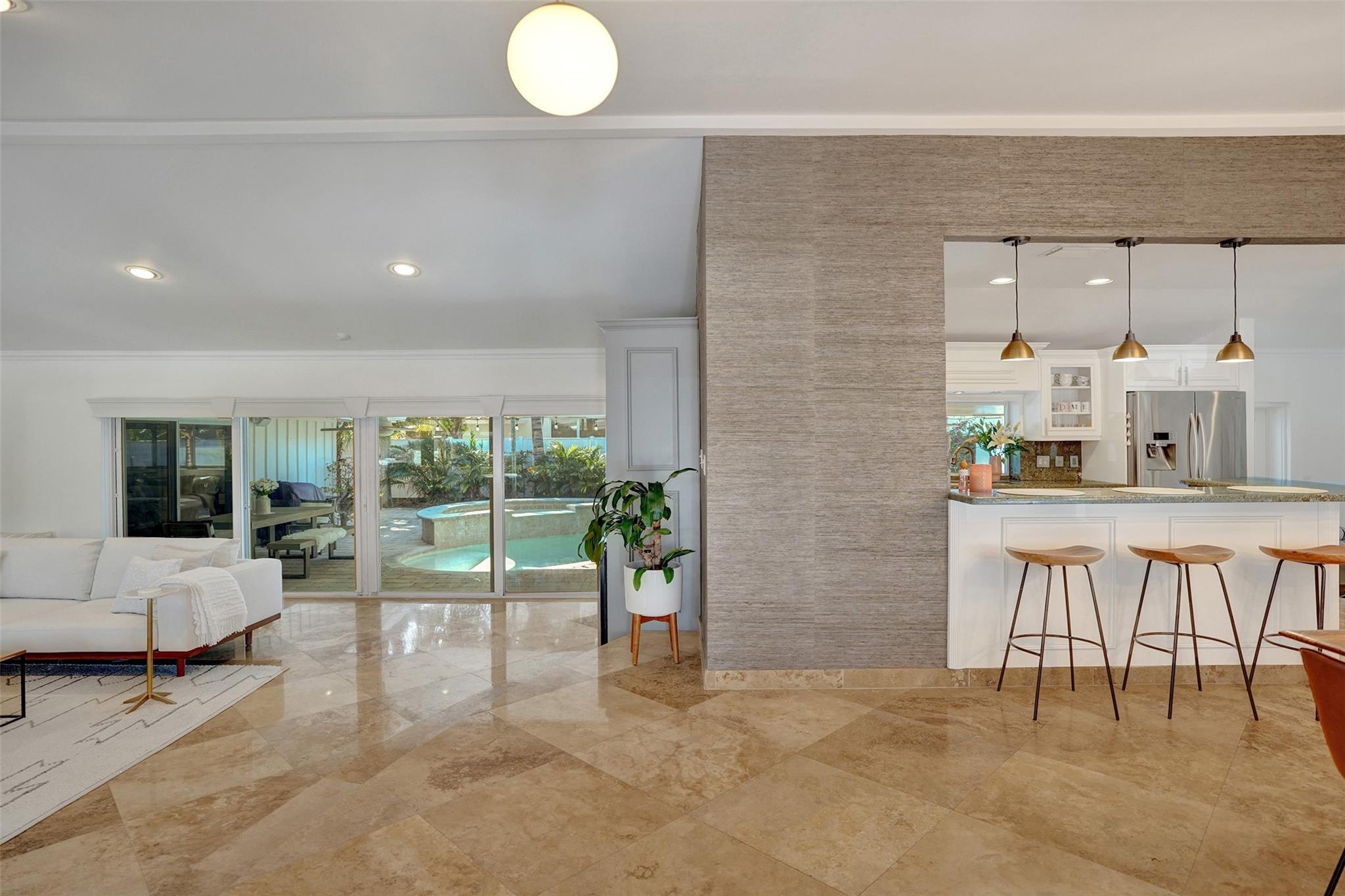 2740 NE 29th St Fort Lauderdale, FL 33306