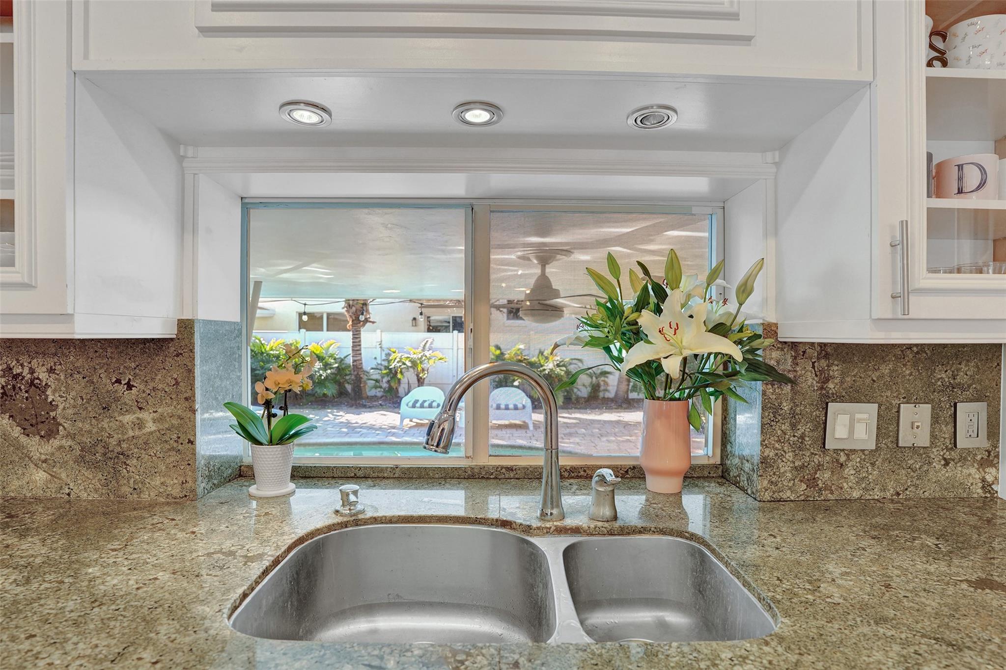 2740 NE 29th St Fort Lauderdale, FL 33306