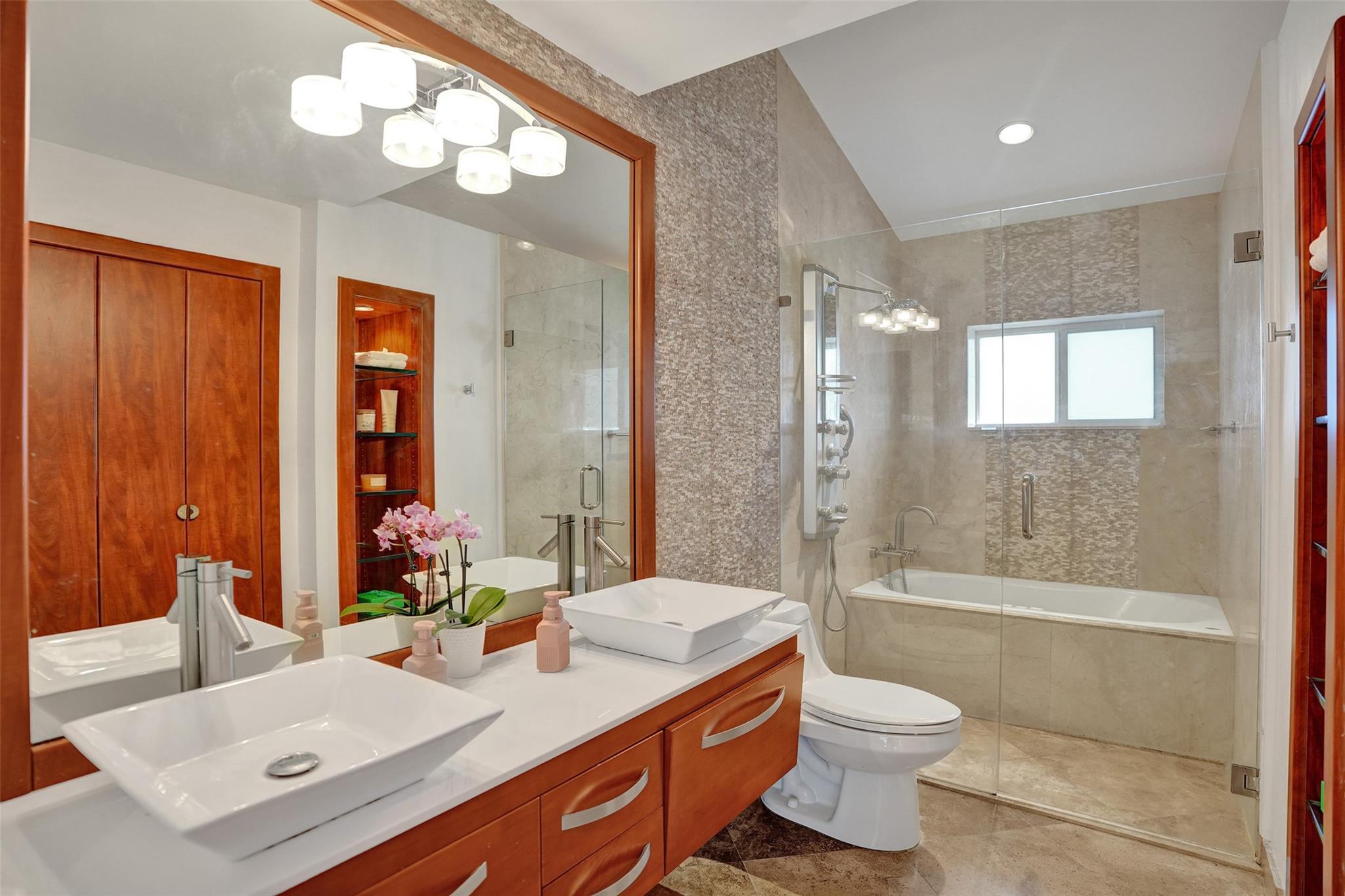 2740 NE 29th St Fort Lauderdale, FL 33306