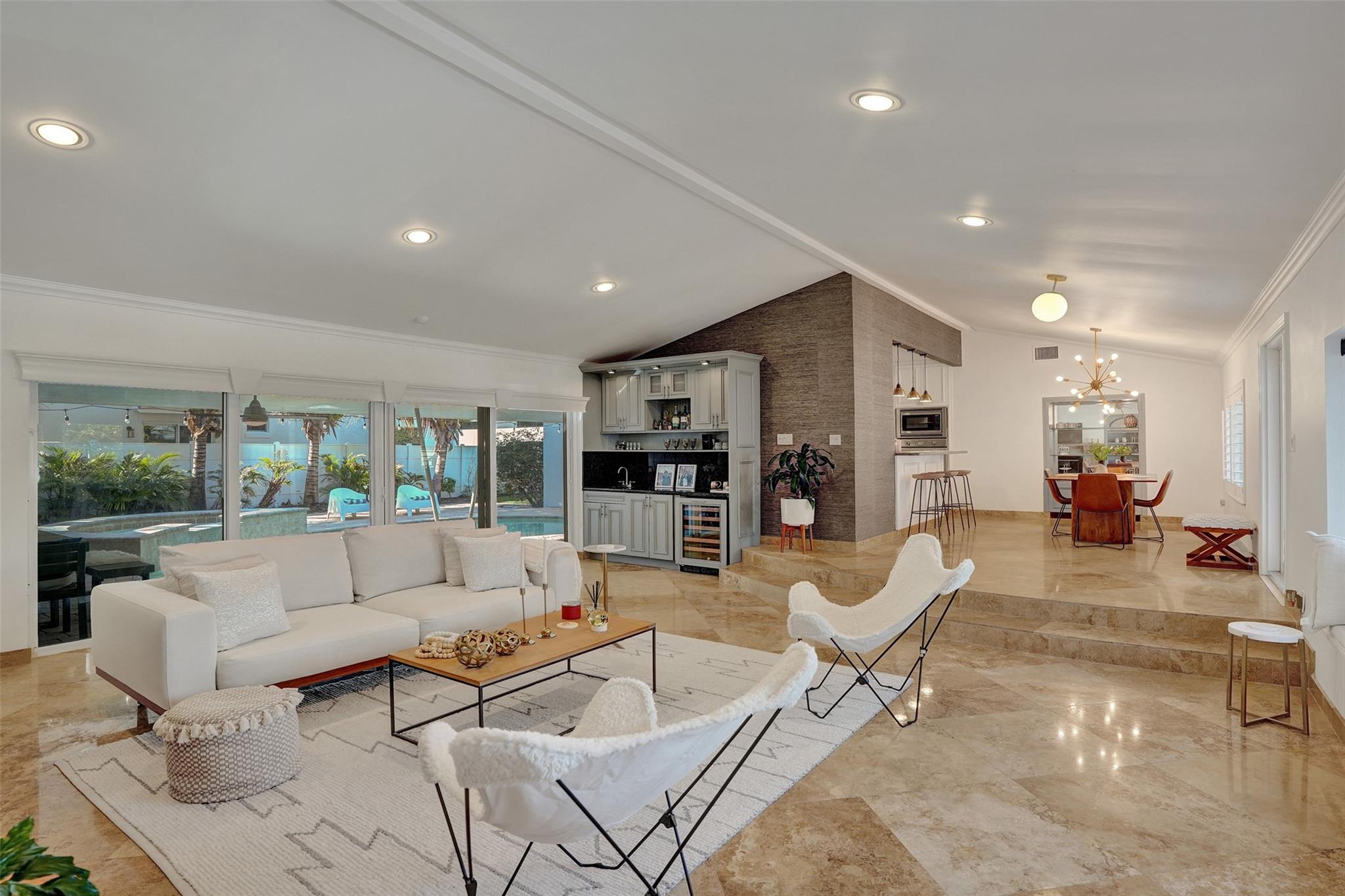 2740 NE 29th St Fort Lauderdale, FL 33306