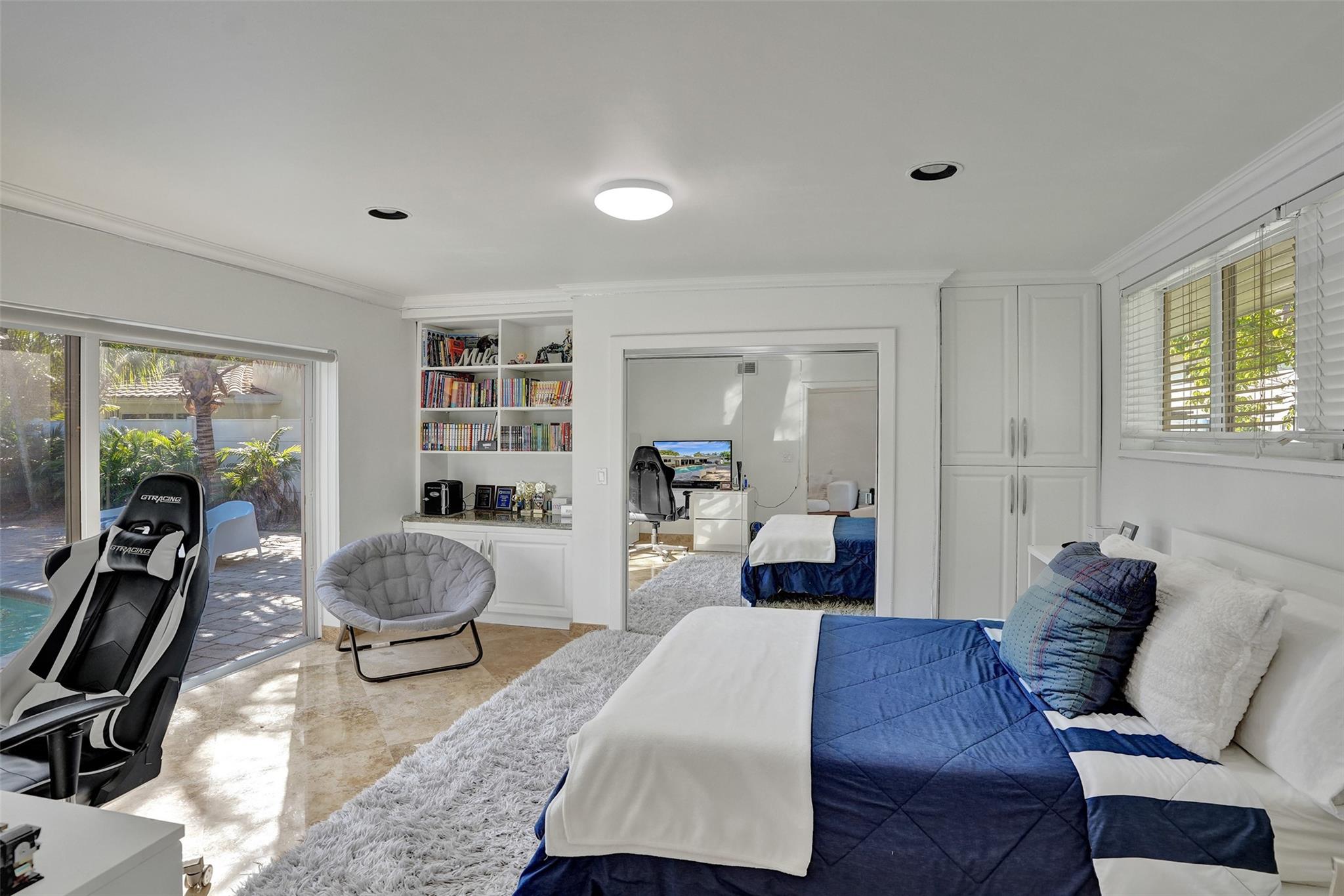 2740 NE 29th St Fort Lauderdale, FL 33306