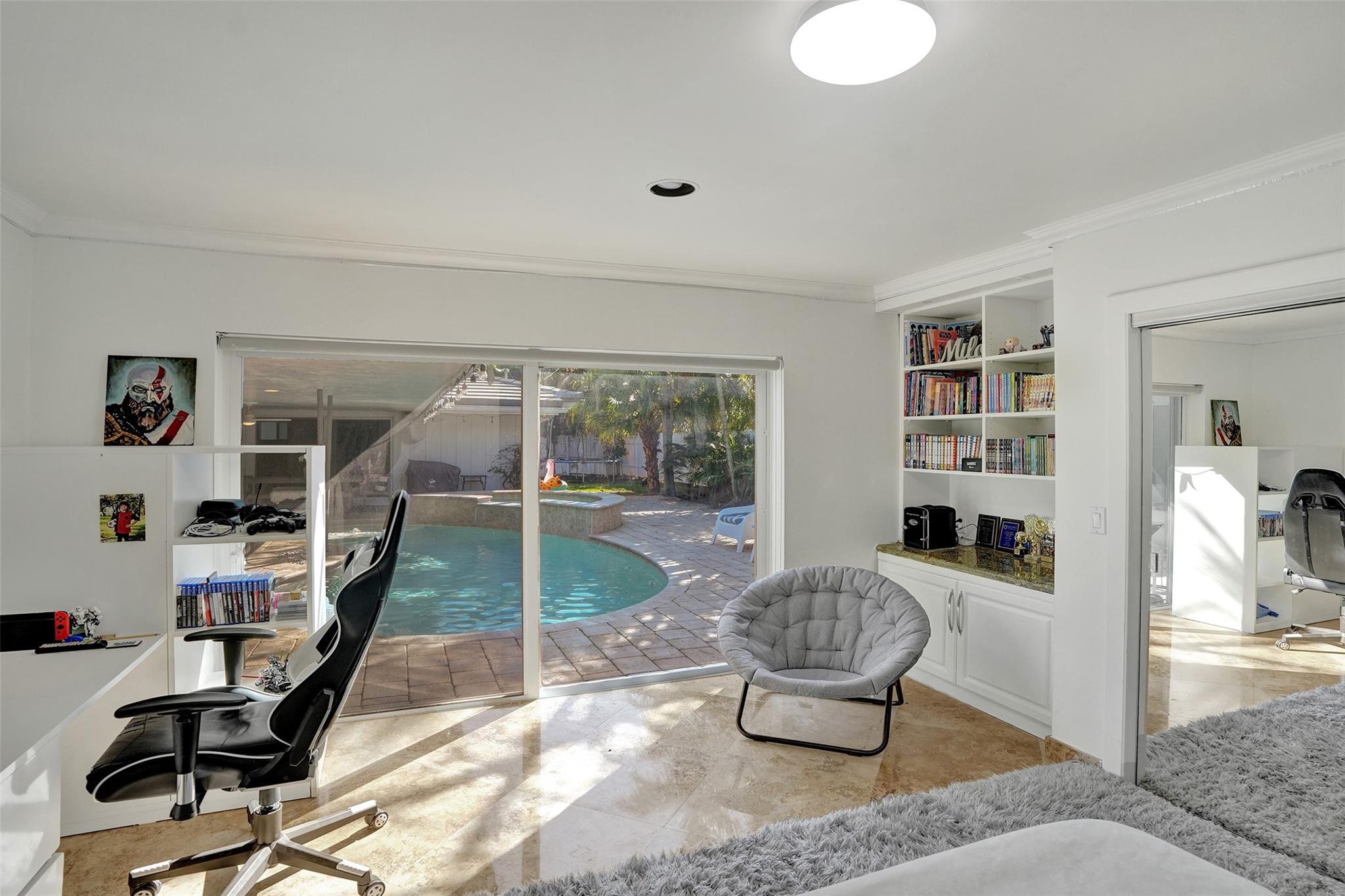 2740 NE 29th St Fort Lauderdale, FL 33306