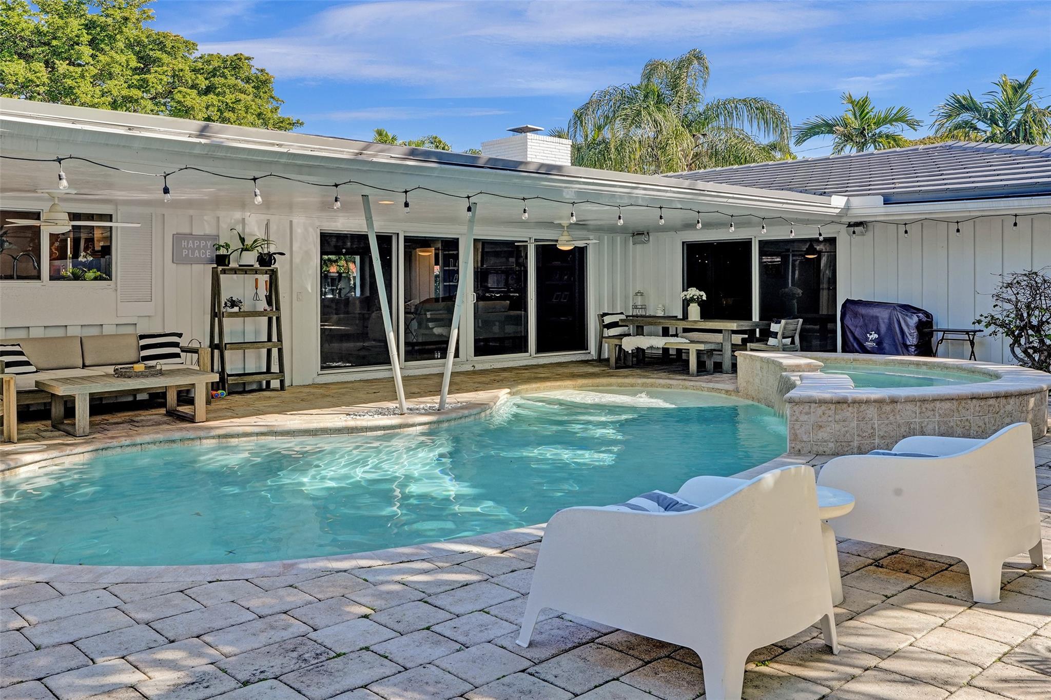 2740 NE 29th St Fort Lauderdale, FL 33306