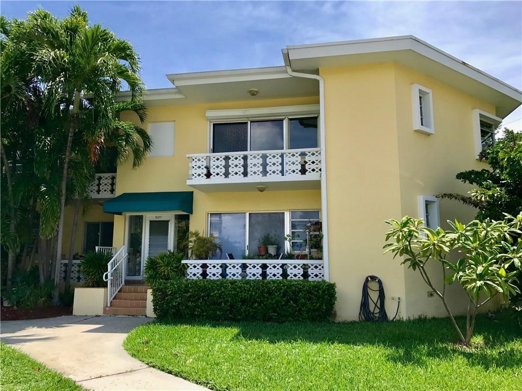 9271 W Bay Hbr Dr #11