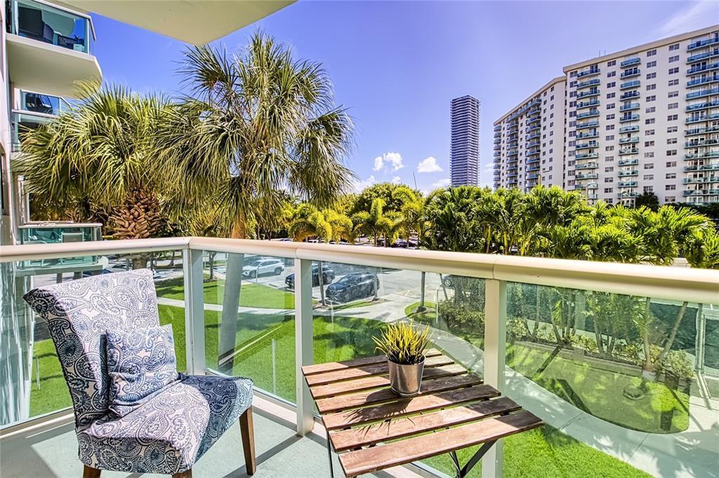 19380 Collins Ave #212
