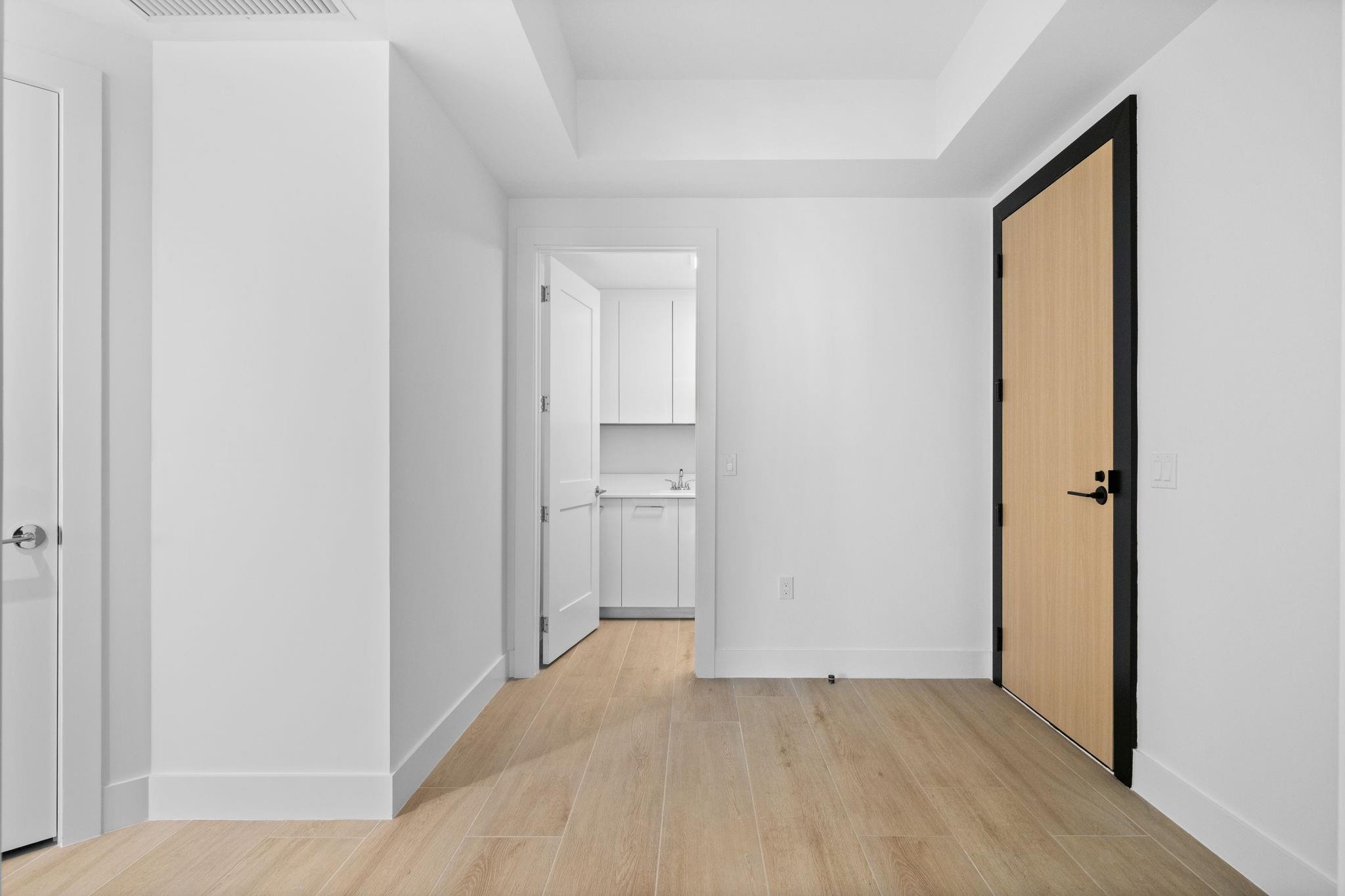 153 N Seabreeze #1005-S Fort Lauderdale, FL 33304