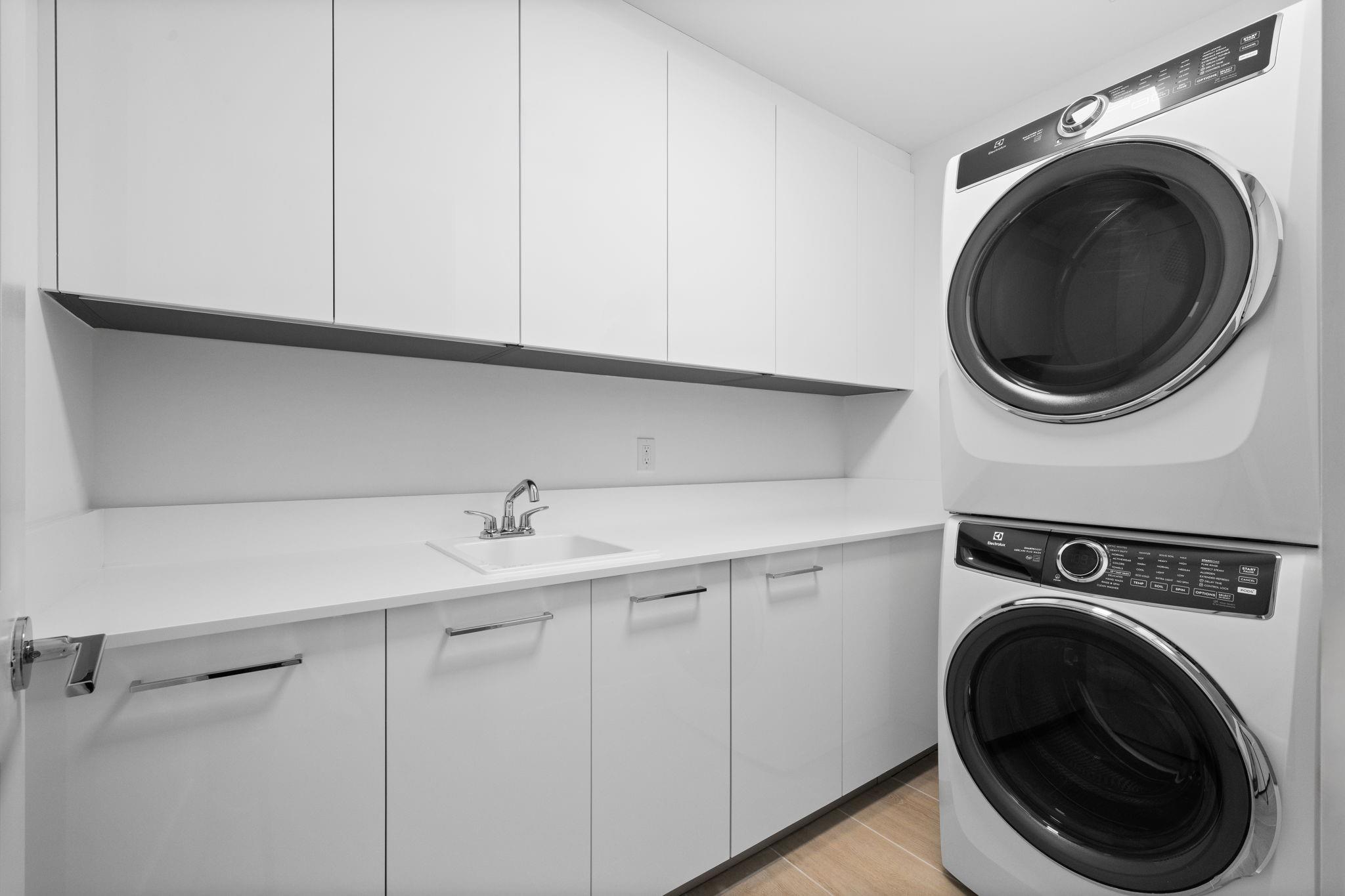 153 N Seabreeze #1005-S Fort Lauderdale, FL 33304